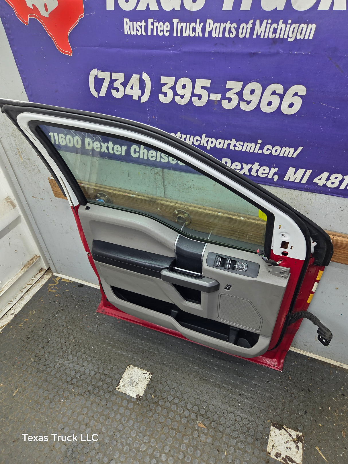 2015-2022 Ford F150 / Super Duty Driver Front Door LH F250 F350 F450 F550