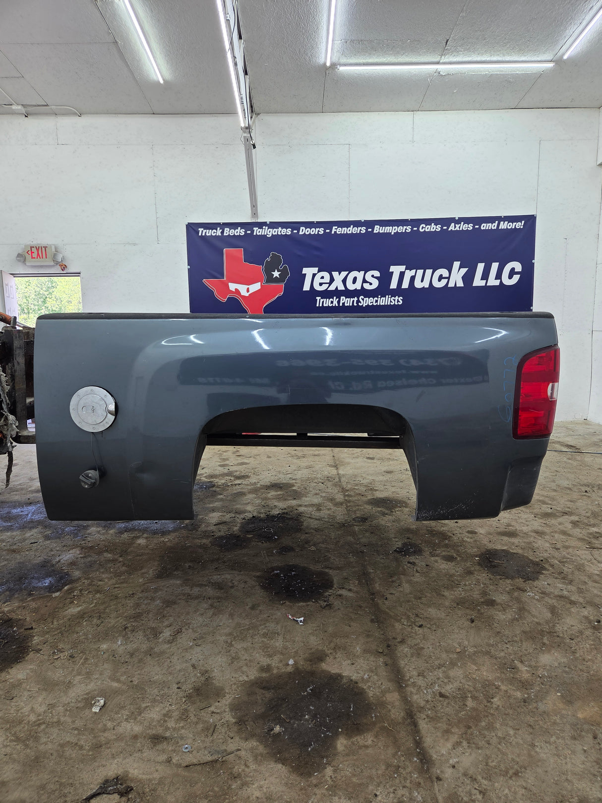 2007-2013 Chevrolet Silverado 1500 2500 3500 HD 6' 6" Short Truck