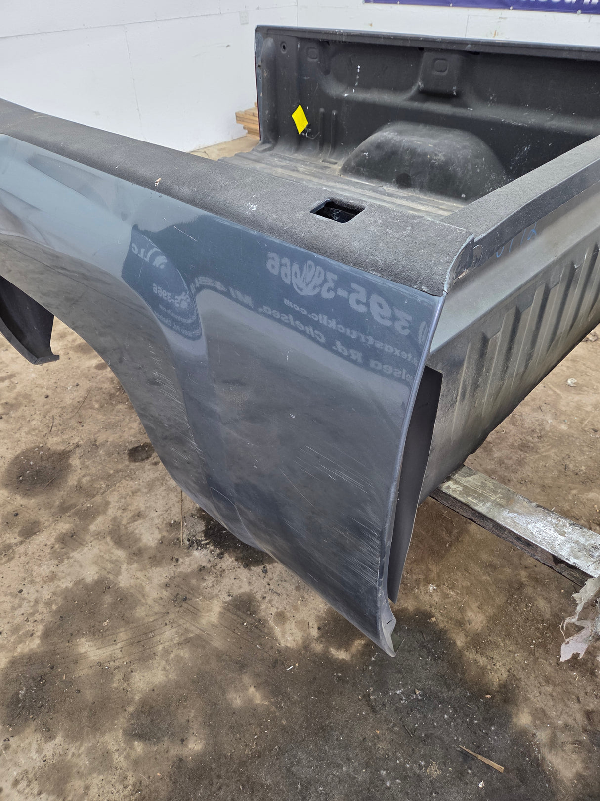 2007-2013 Chevrolet Silverado 1500 2500 3500 HD 6' 6" Short Truck