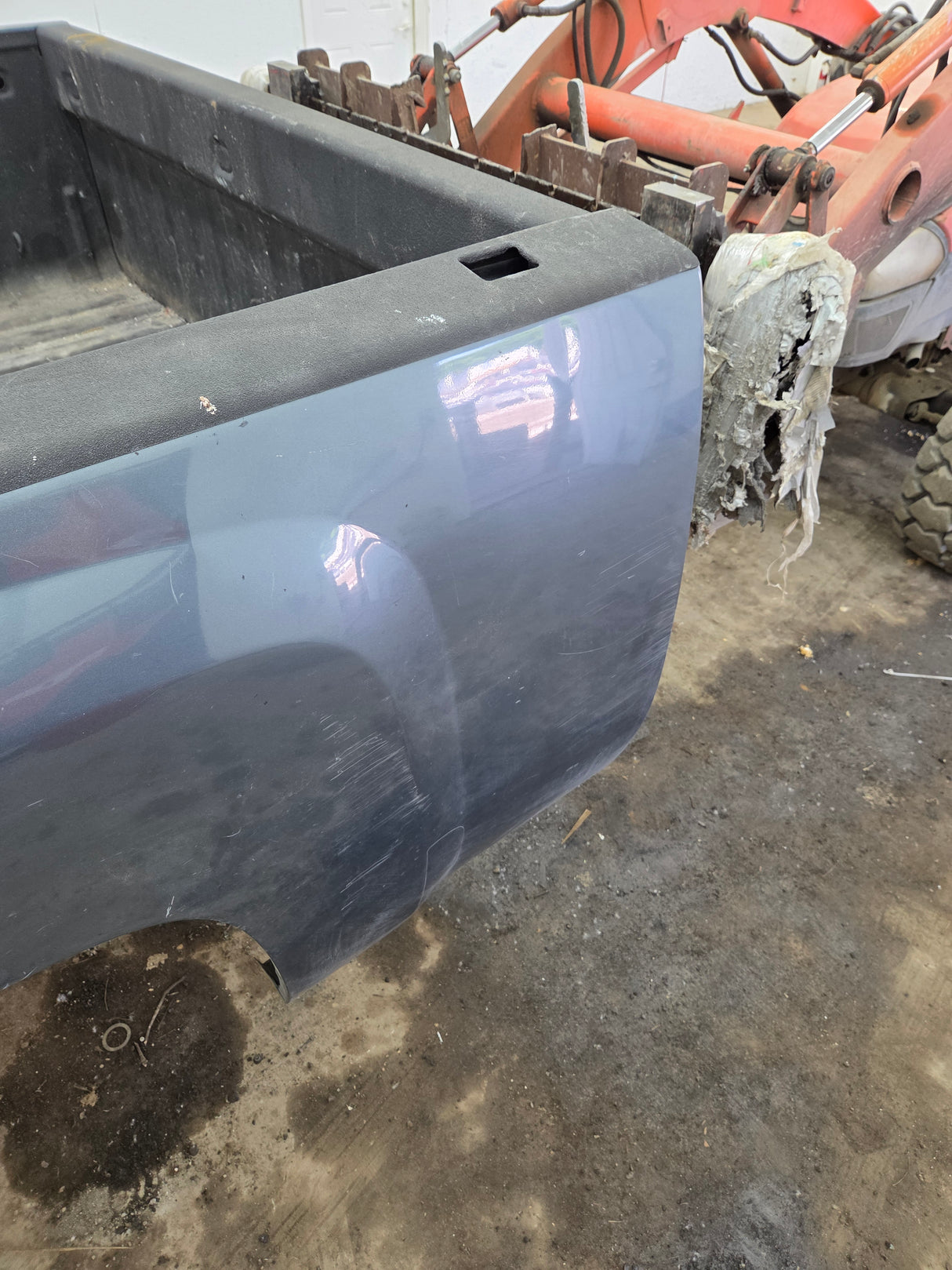 2007-2013 Chevrolet Silverado 1500 2500 3500 HD 6' 6" Short Truck