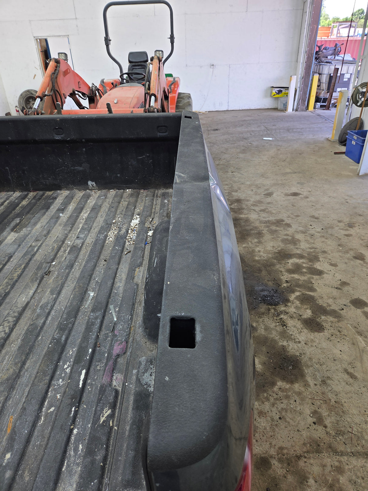 2007-2013 Chevrolet Silverado 1500 2500 3500 HD 6' 6" Short Truck