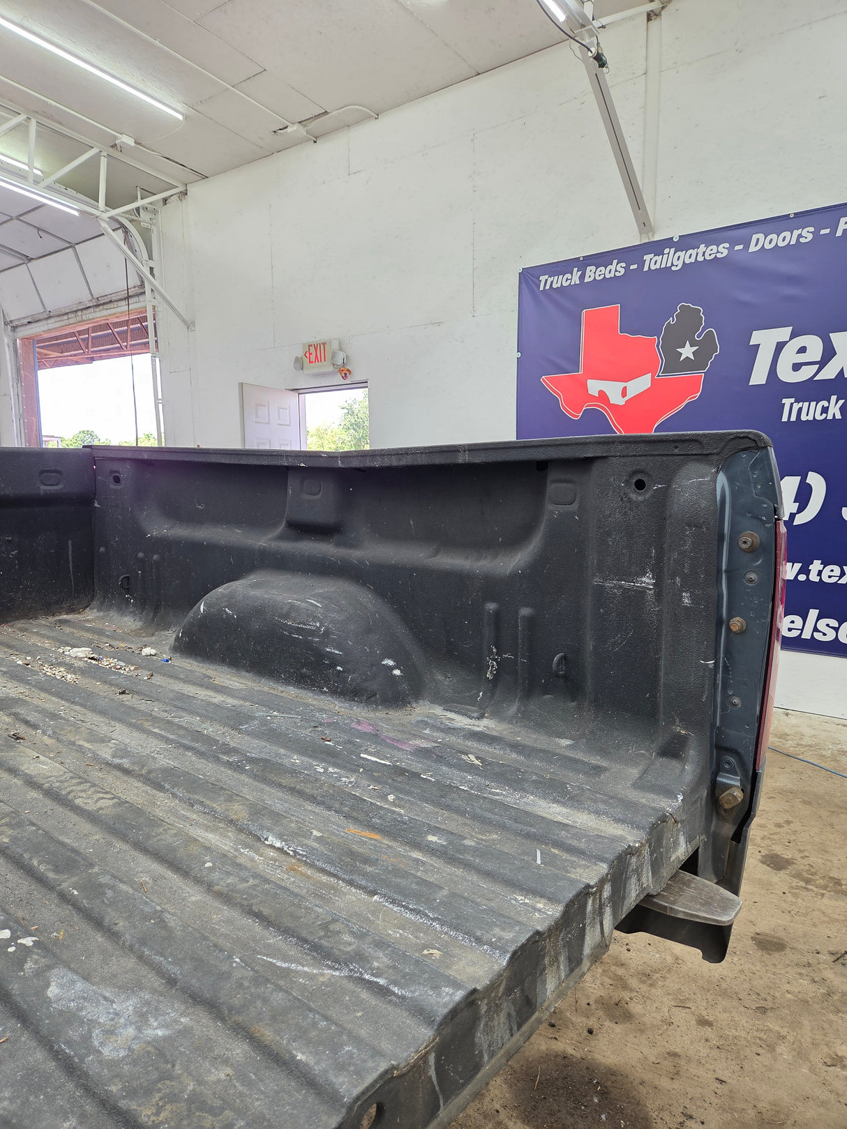 2007-2013 Chevrolet Silverado 1500 2500 3500 HD 6' 6" Short Truck