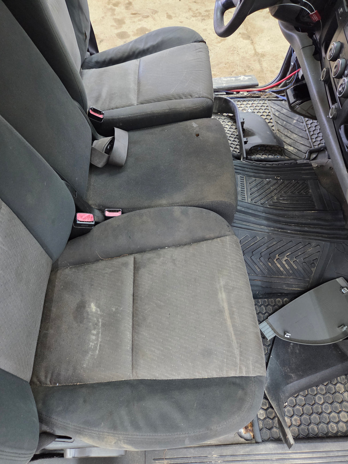 2007-2013 Chevrolet Silverado / GMC Sierra 1500 2500 3500 HD Extended Cab