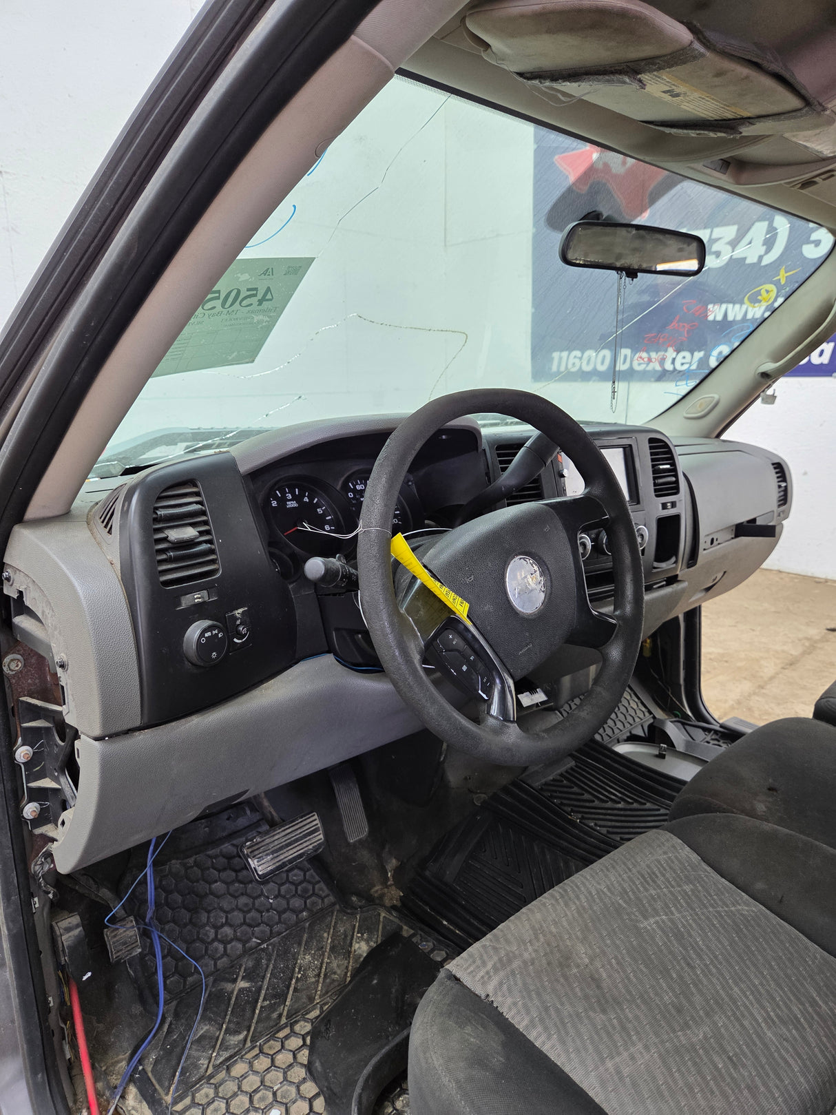 2007-2013 Chevrolet Silverado / GMC Sierra 1500 2500 3500 HD Extended Cab