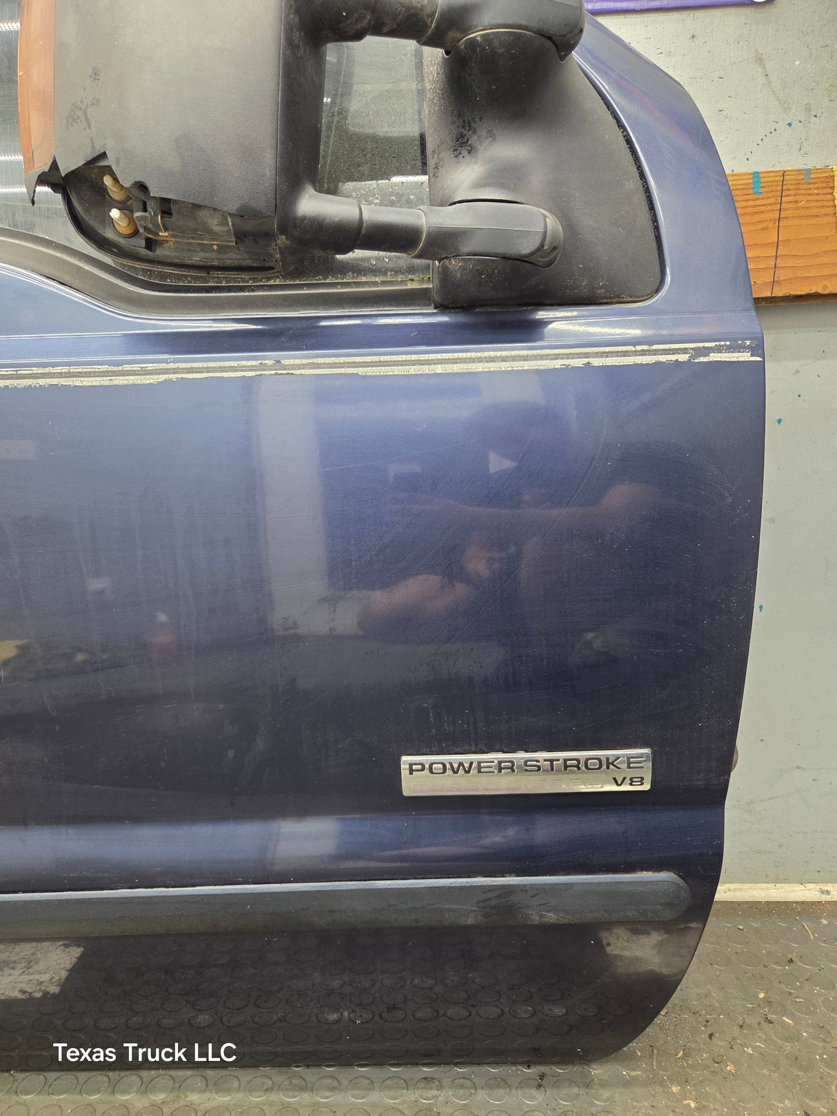 1999-2011 Ford Super Duty RH Passenger Side Front Door F250 F350 F450 F550