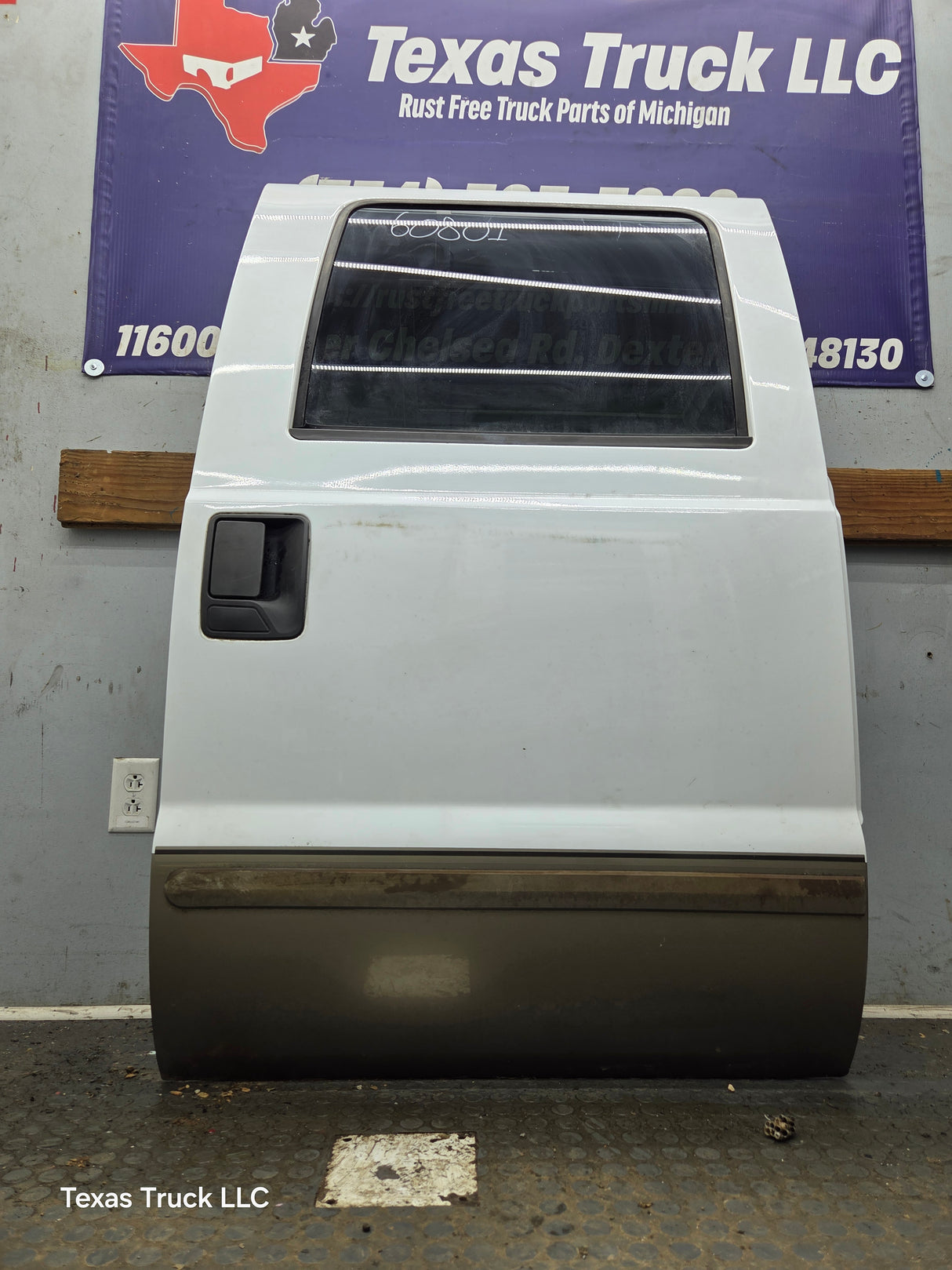 1999-2011 Ford Super Duty RH Passenger Side Rear Crew Cab Door F250 F350 F450 F550