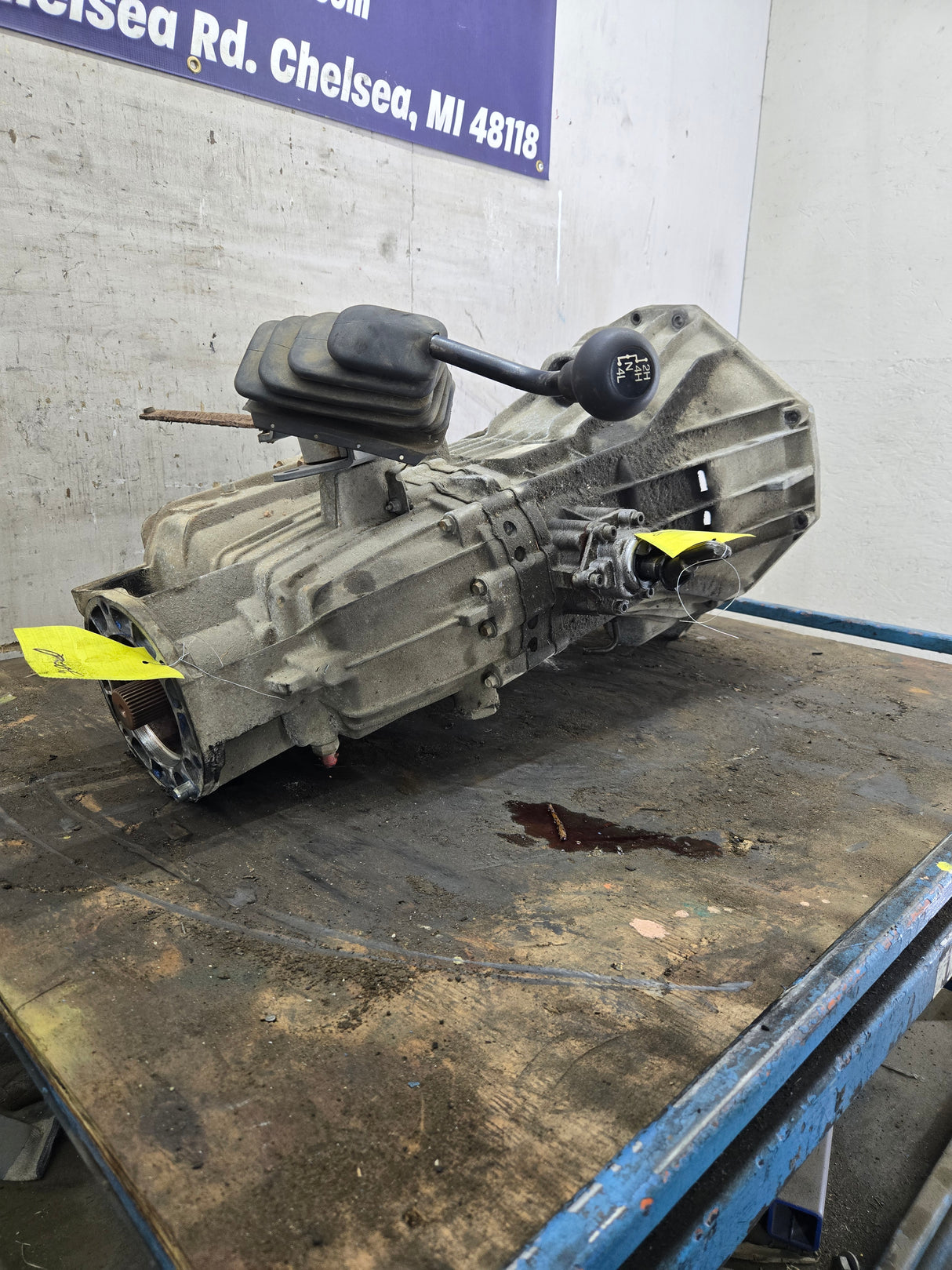 2003-2010 Ford Super Duty V10 6.8L 5.4L 4x4 ZF6 manual transmission 4wd F250 F350 F450 F550 122K MILES