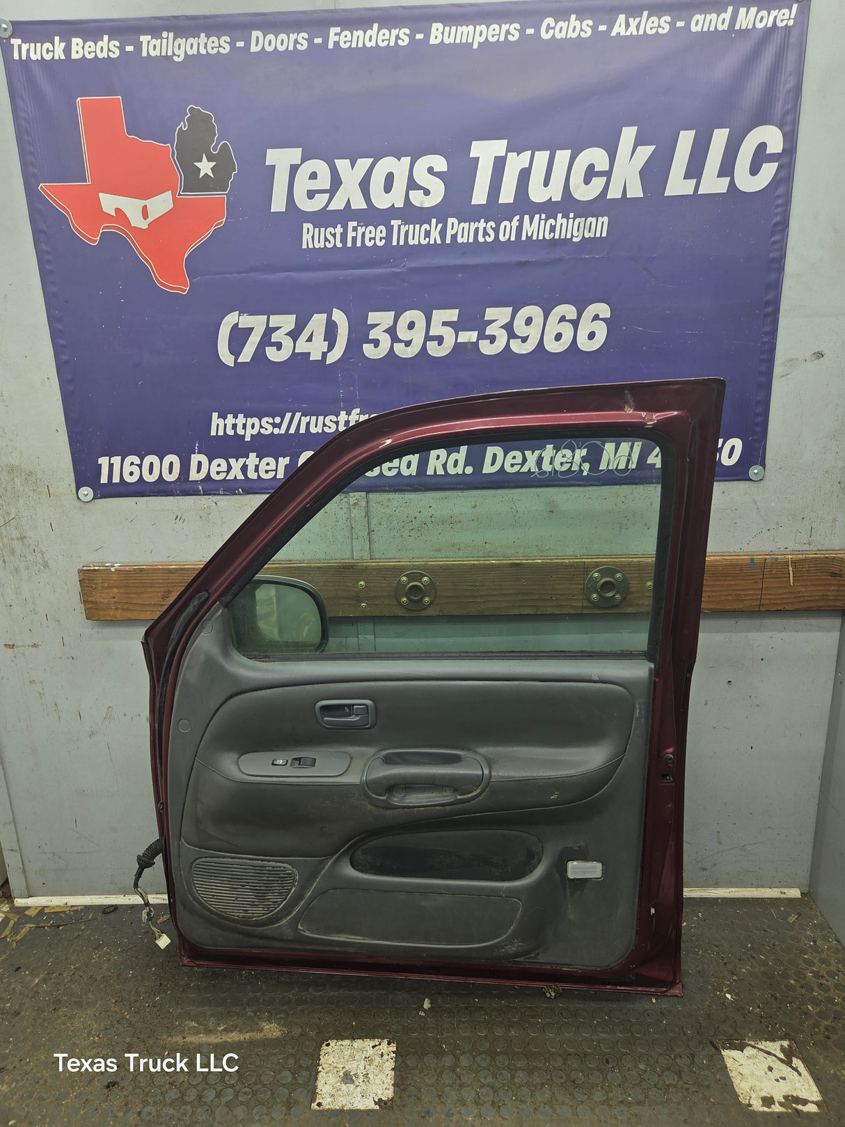 2000-2006 Toyota Tundra Front Right Hand Passenger Side 1st Gen Door
