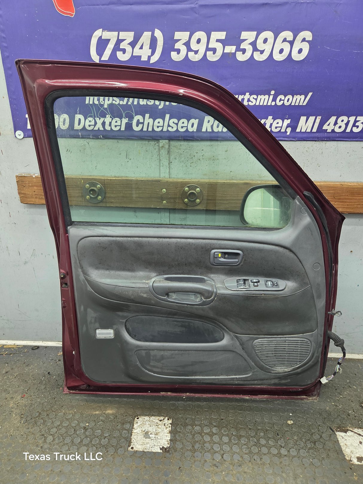 2000-2006 Toyota Tundra Front Left Hand Driver Side 1st Gen Door