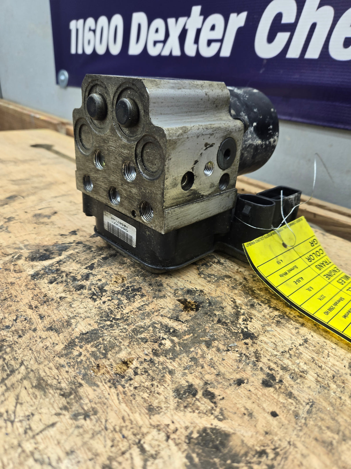 2003-2006 Chevrolet Silverado GMC ABS Pump Module Control Assembly - 13567146