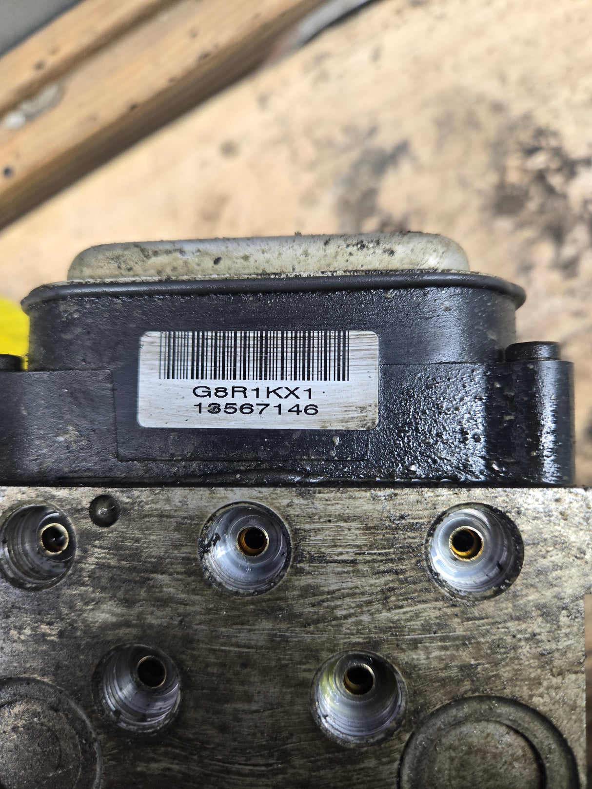 2003-2006 Chevrolet Silverado GMC ABS Pump Module Control Assembly - 13567146