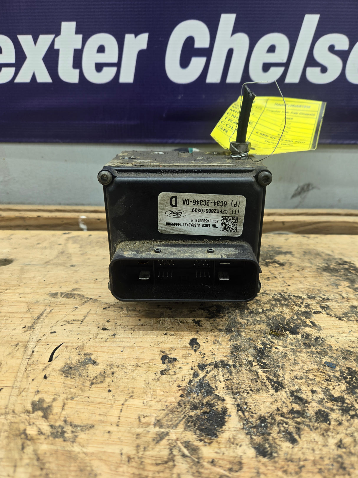 2006 Ford Super Duty F450 F550 ABS Pump Module Control Assembly 6C34-2C346-DA