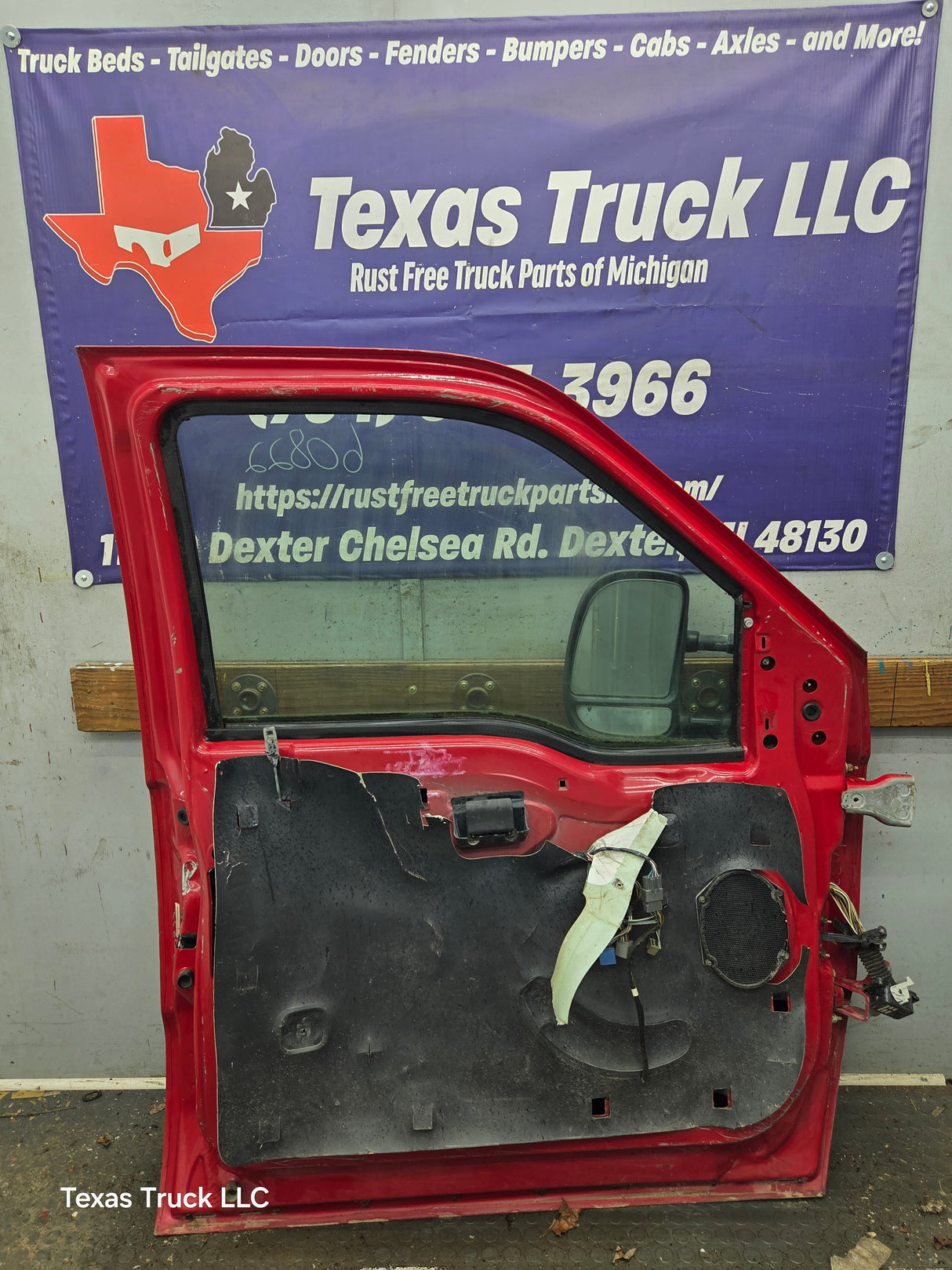 1999-2011 Ford Super Duty LH Driver Side Front Door F250 F350 F450 F550