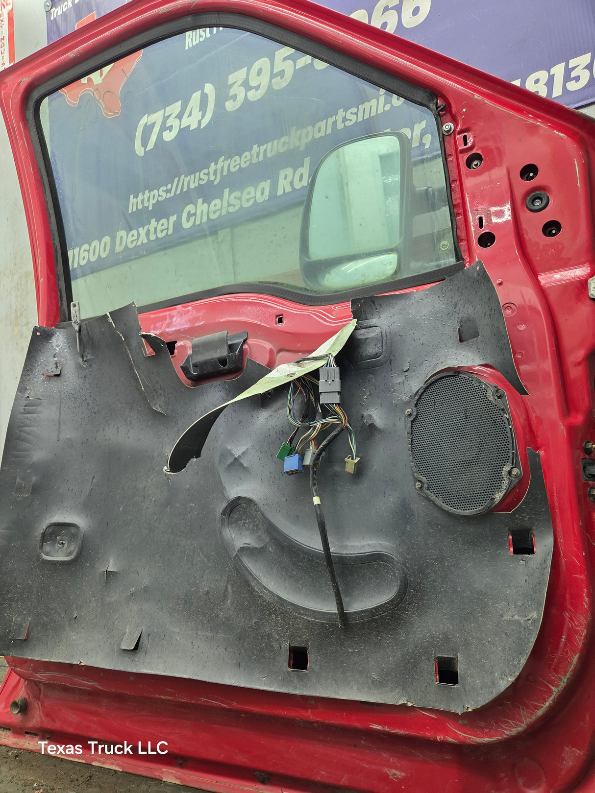 1999-2011 Ford Super Duty LH Driver Side Front Door F250 F350 F450 F550