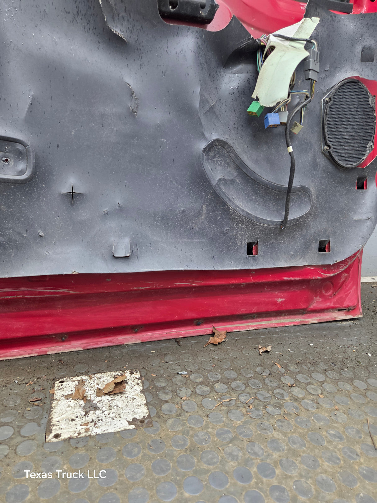 1999-2011 Ford Super Duty LH Driver Side Front Door F250 F350 F450 F550