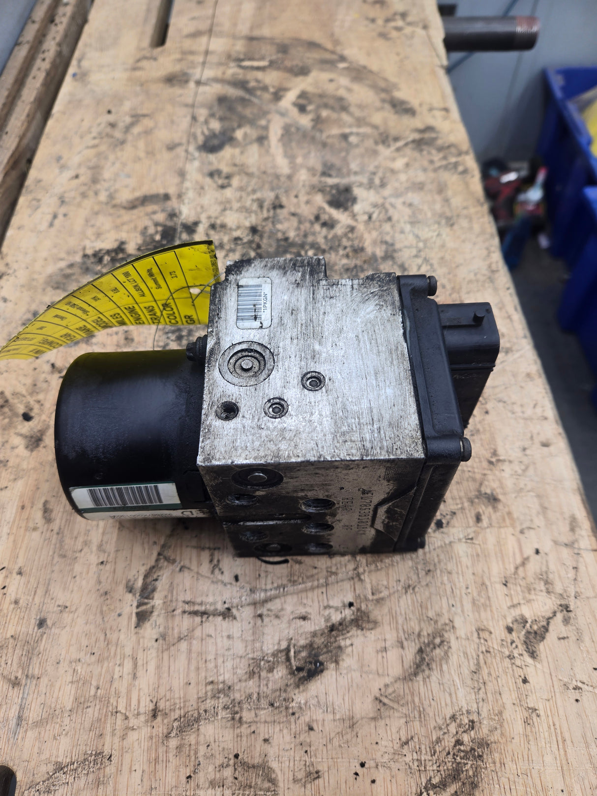2007-2010 Chevrolet Silverado 2500 3500 6.6L ABS Pump Module - 25802683