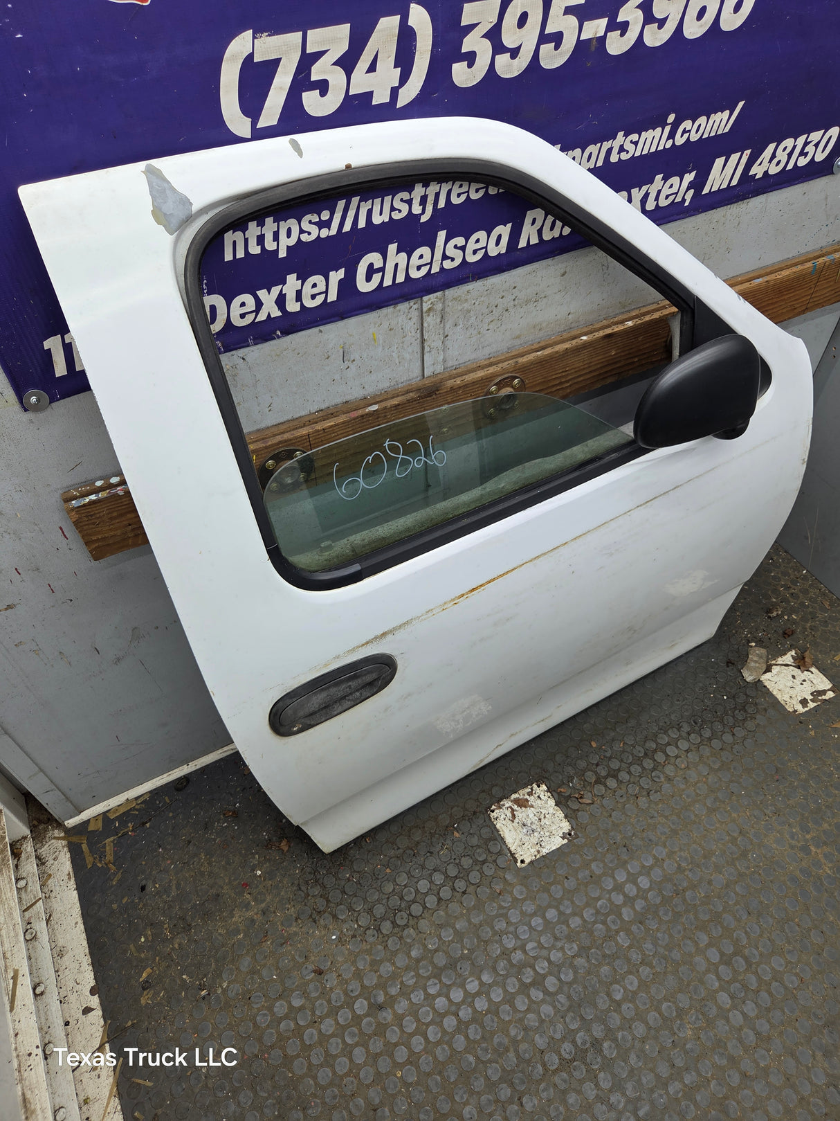 1997-2003 Ford F150 Extended / Regular Cab Passenger Side RH Front Door
