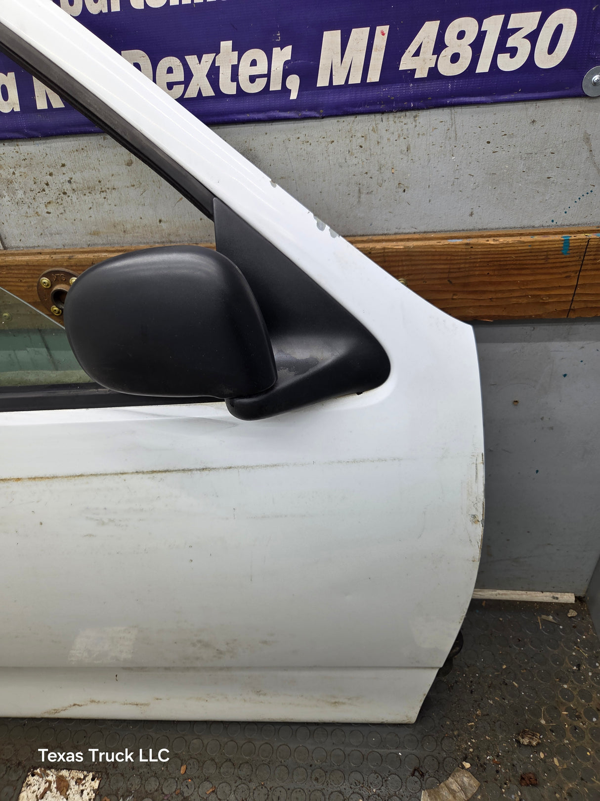 1997-2003 Ford F150 Extended / Regular Cab Passenger Side RH Front Door