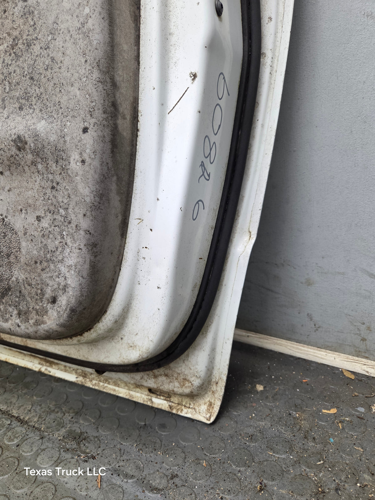 1997-2003 Ford F150 Extended / Regular Cab Passenger Side RH Front Door