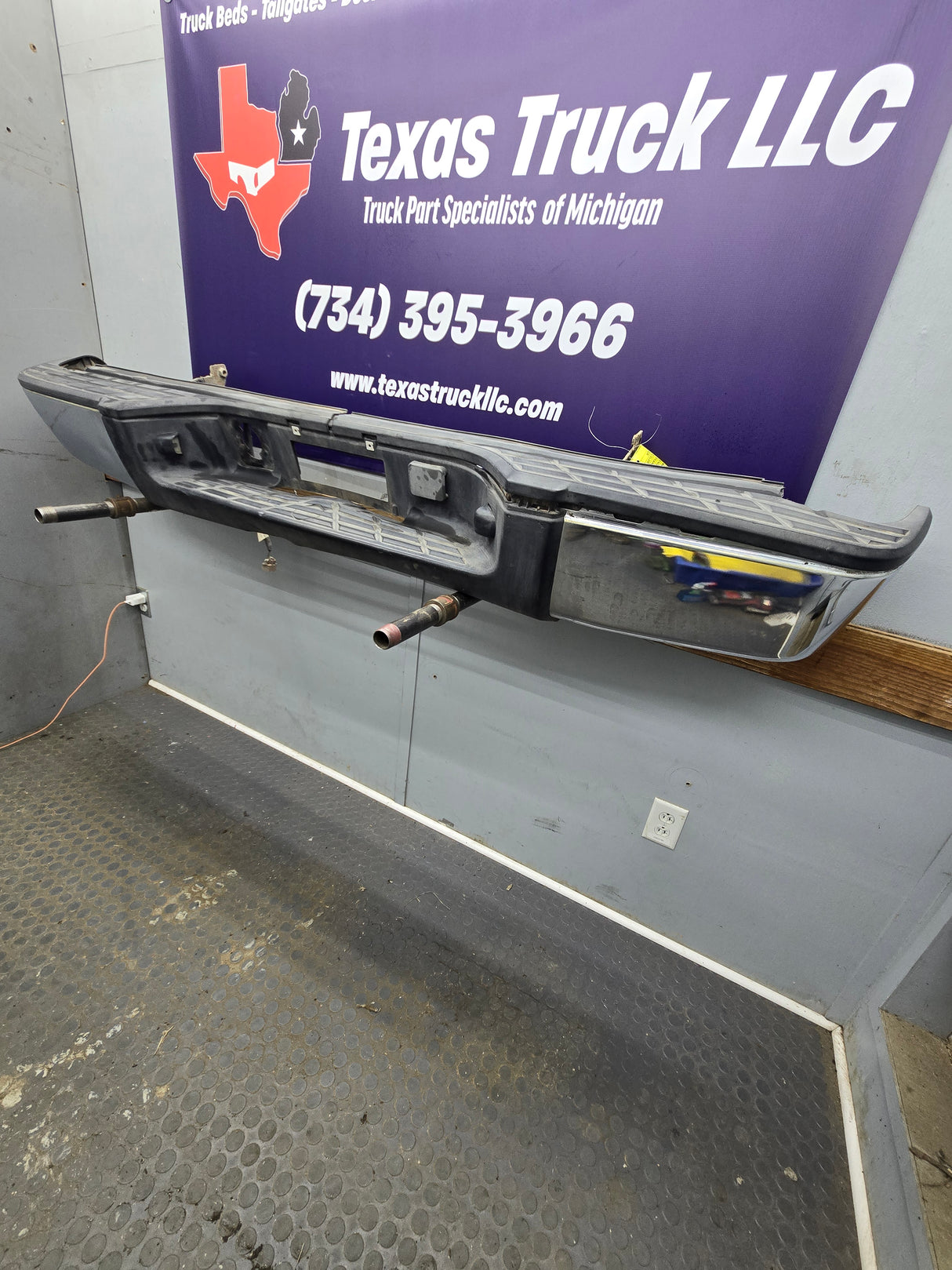 2007-2010 Chevrolet Silverado / GMC Sierra 1500 Rear Bumper