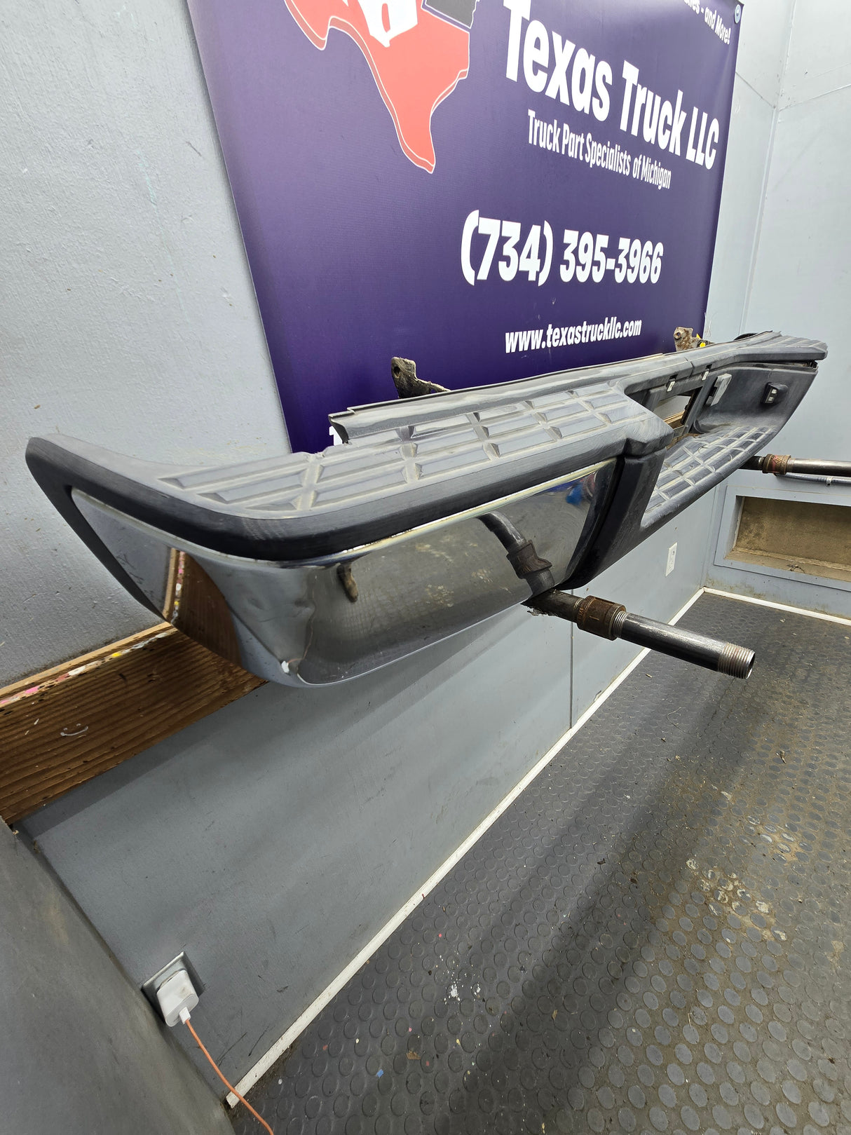 2007-2010 Chevrolet Silverado / GMC Sierra 1500 Rear Bumper