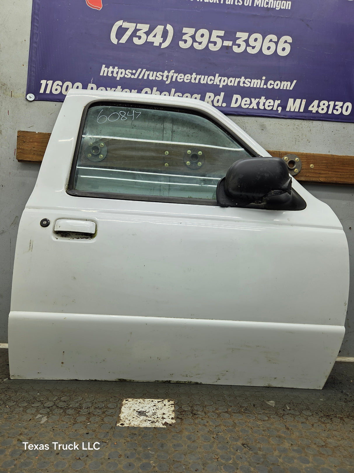 1993-2002 Ford Ranger Passenger Side Front Right Hand Door