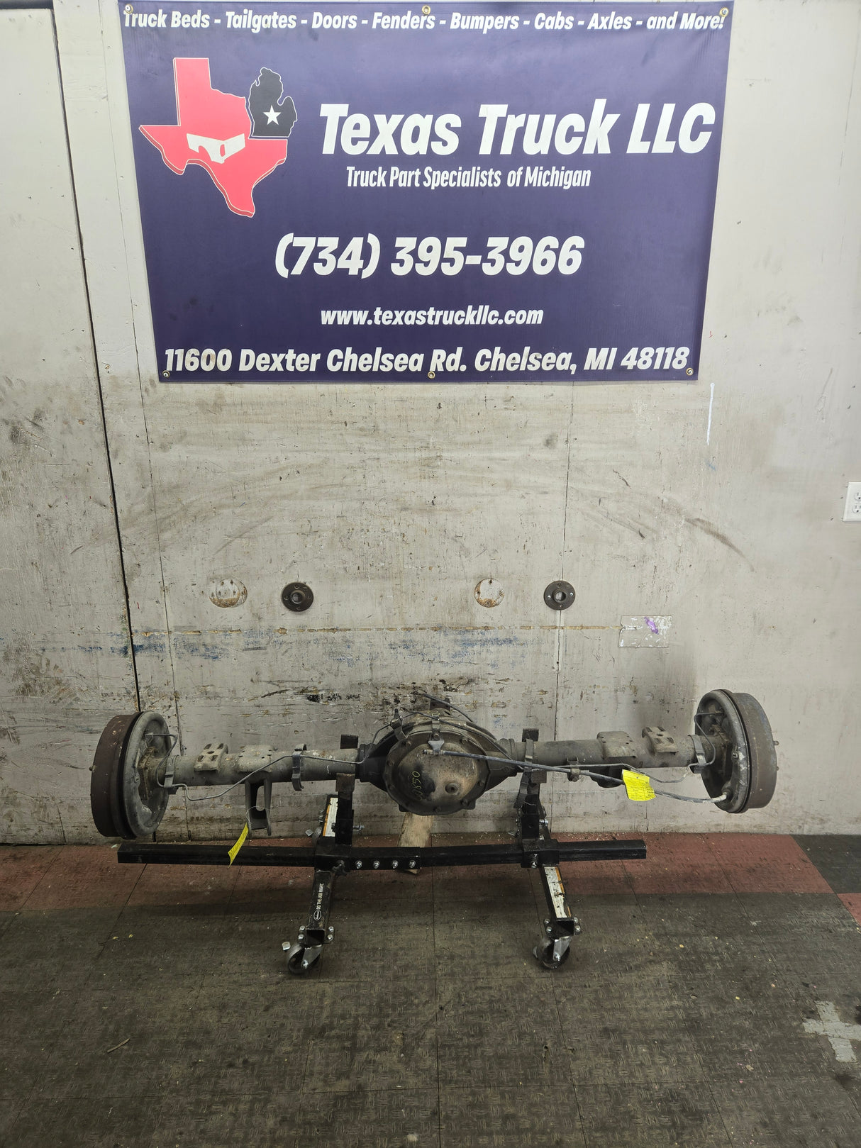 2007-2008 Chevrolet Silverado GMC Sierra 1500 Rear Axle 3.23 Gear Ratio GU5 8.6" Ring Gear