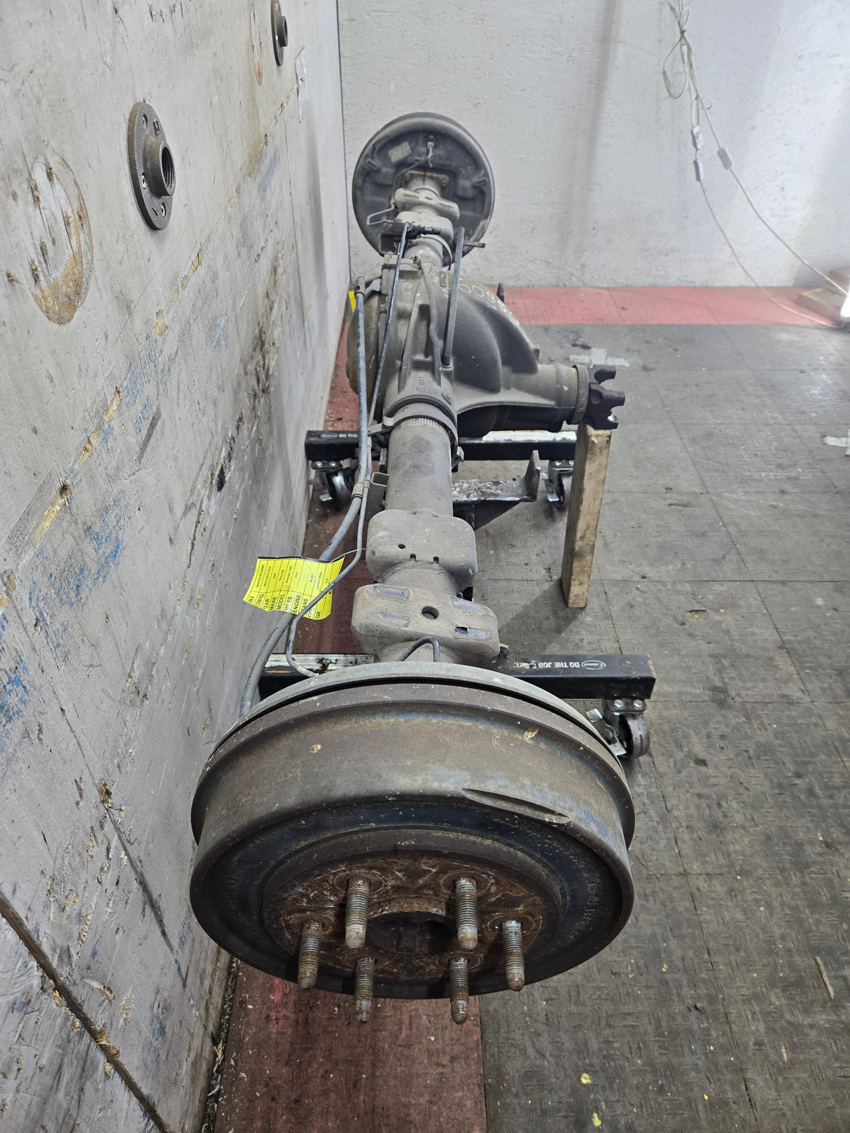 2007-2008 Chevrolet Silverado GMC Sierra 1500 Rear Axle 3.23 Gear Ratio GU5 8.6" Ring Gear