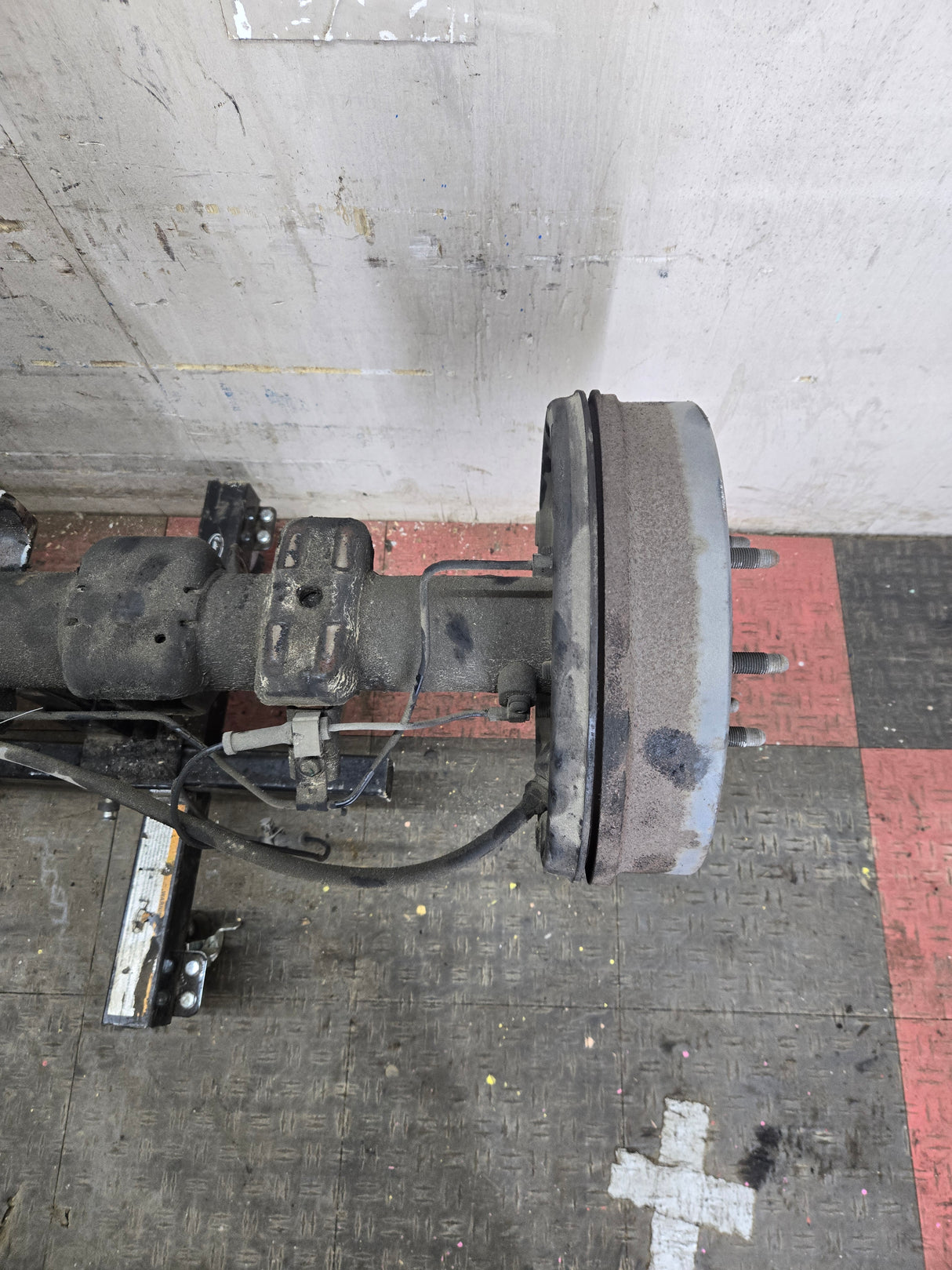 2009-2013 Chevrolet Silverado GMC Sierra 1500 Rear Axle 8.6" 3.42 Gear Ratio