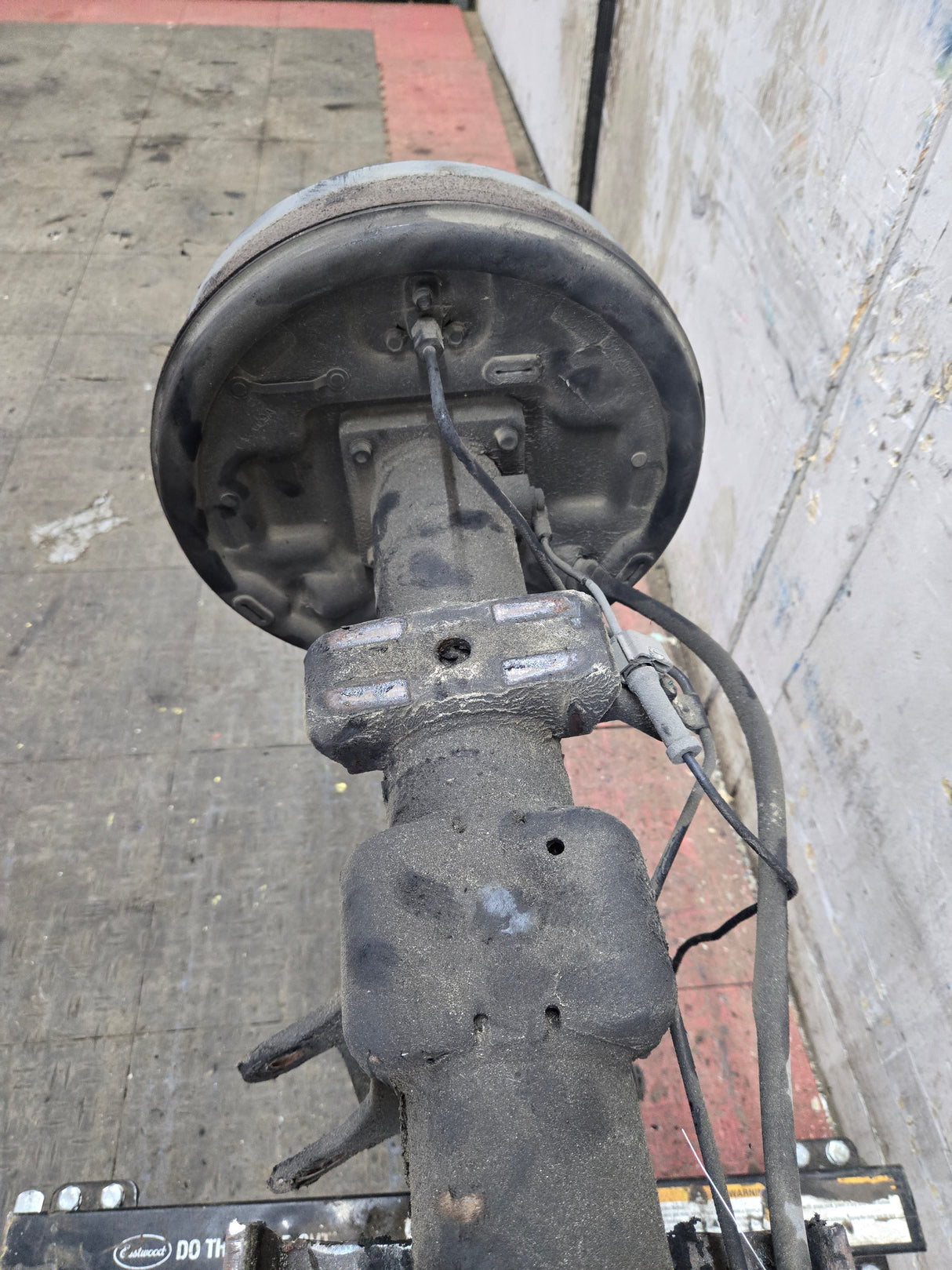 2009-2013 Chevrolet Silverado GMC Sierra 1500 Rear Axle 8.6" 3.42 Gear Ratio