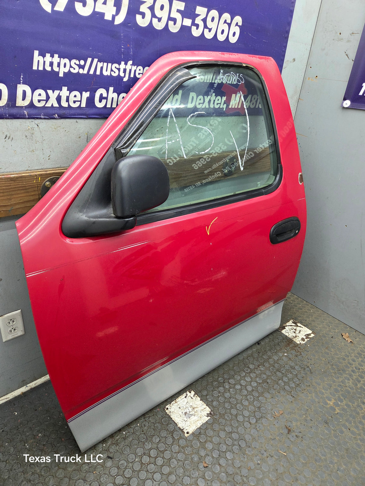 1997-2003 Ford F150 Extended / Regular Cab Driver Side LH Front Door