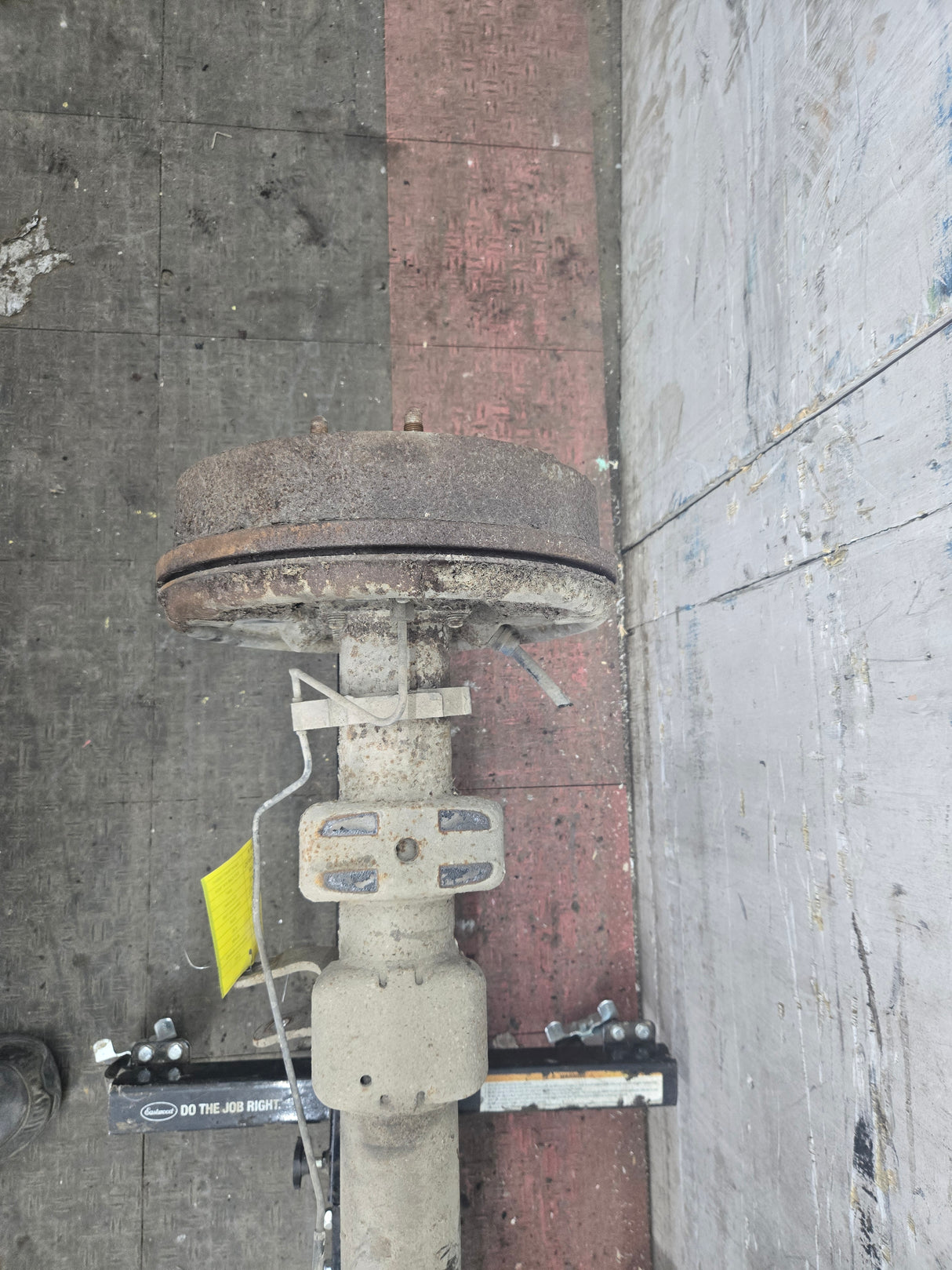 2005-2007 Chevrolet Silverado GMC Sierra 1500 3.23 Rear Axle