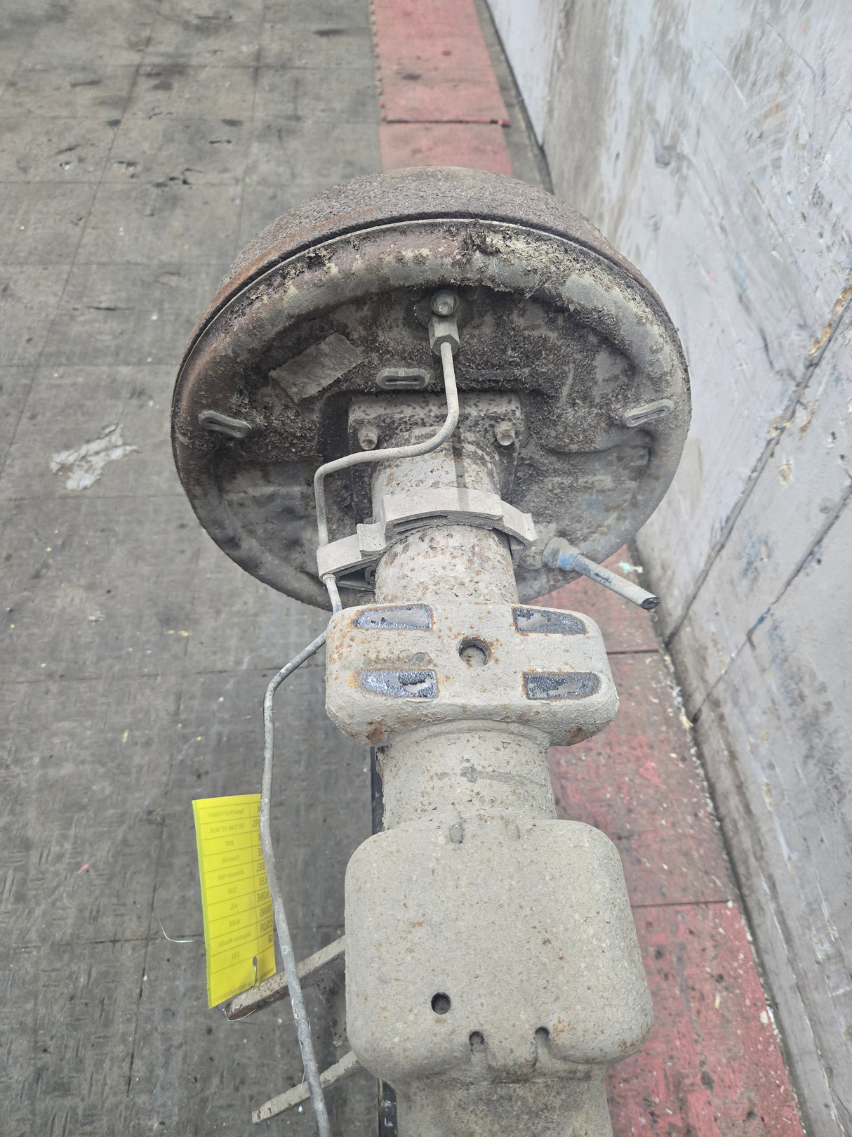 2005-2007 Chevrolet Silverado GMC Sierra 1500 3.23 Rear Axle