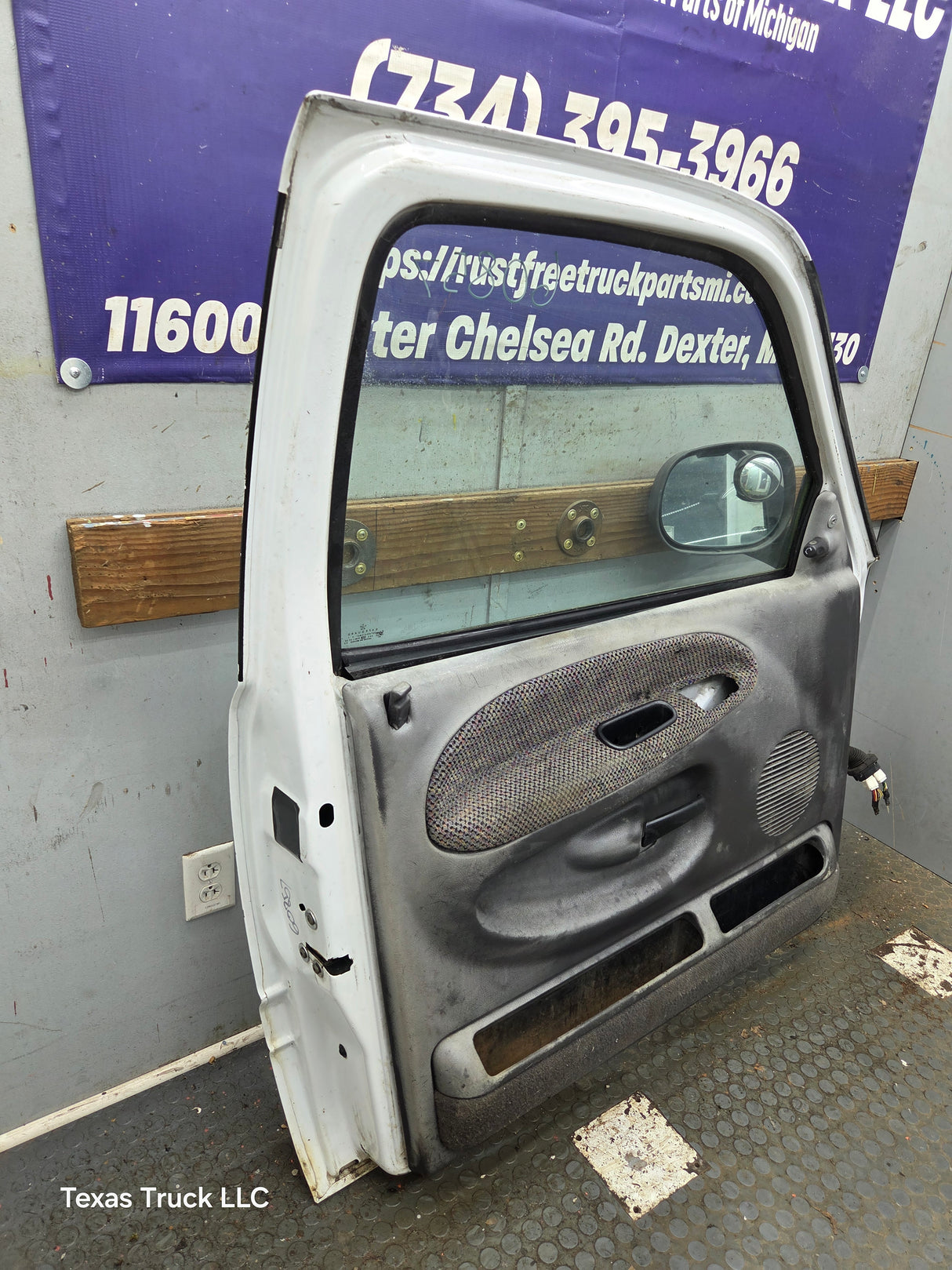 1994-2002 Dodge Ram 2nd Gen Quad Cab 4 Door Square Corner LH Driver Side Door