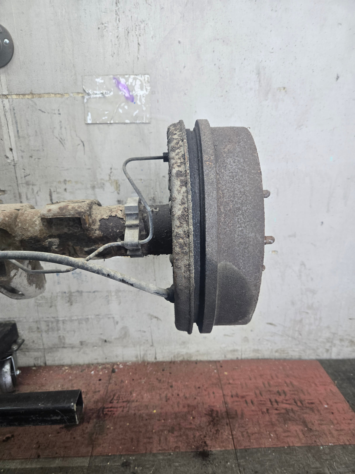 2005-2007 Chevrolet Silverado GMC Sierra 1500 3.23 Rear Axle