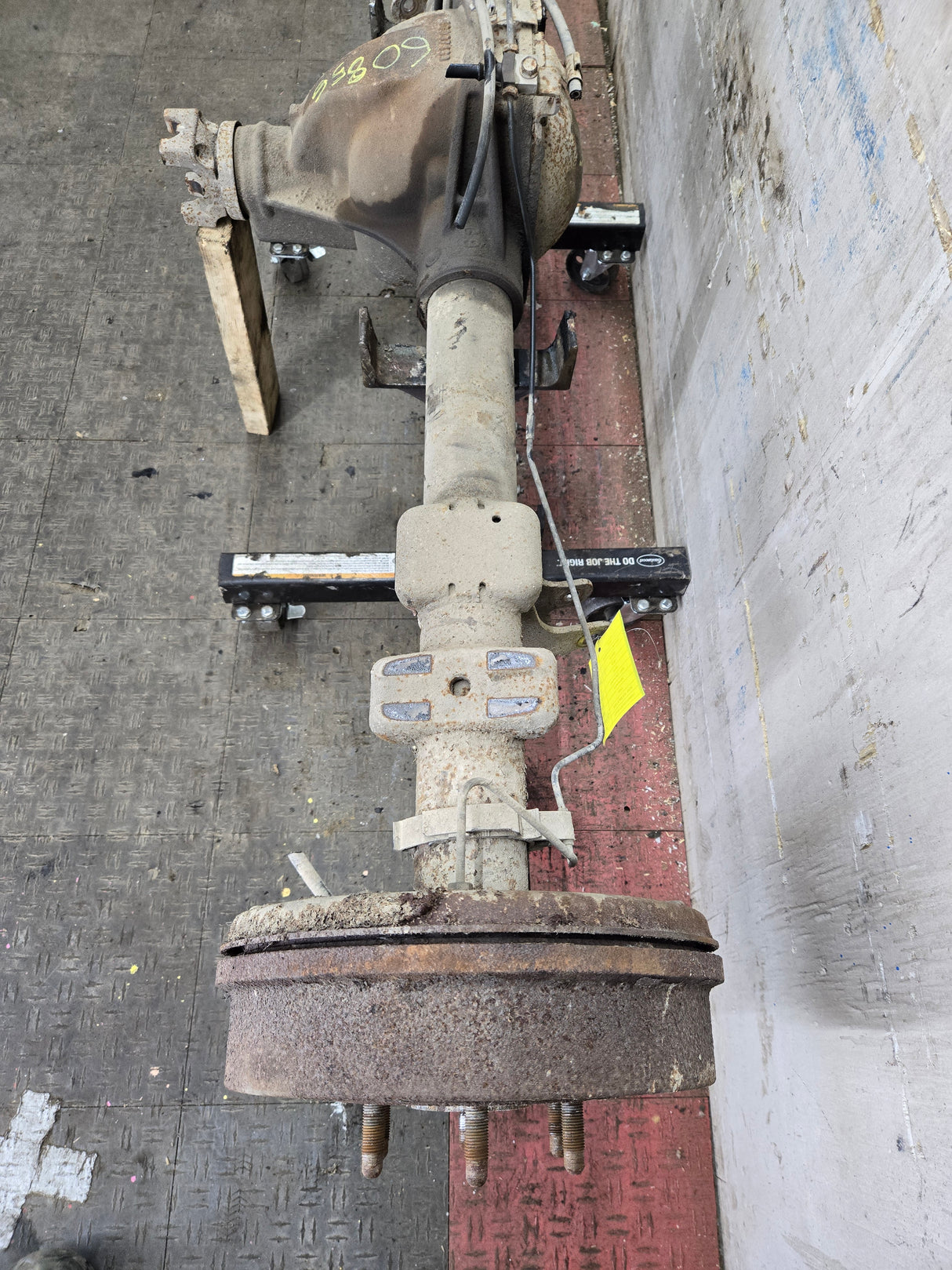2005-2007 Chevrolet Silverado GMC Sierra 1500 3.23 Rear Axle