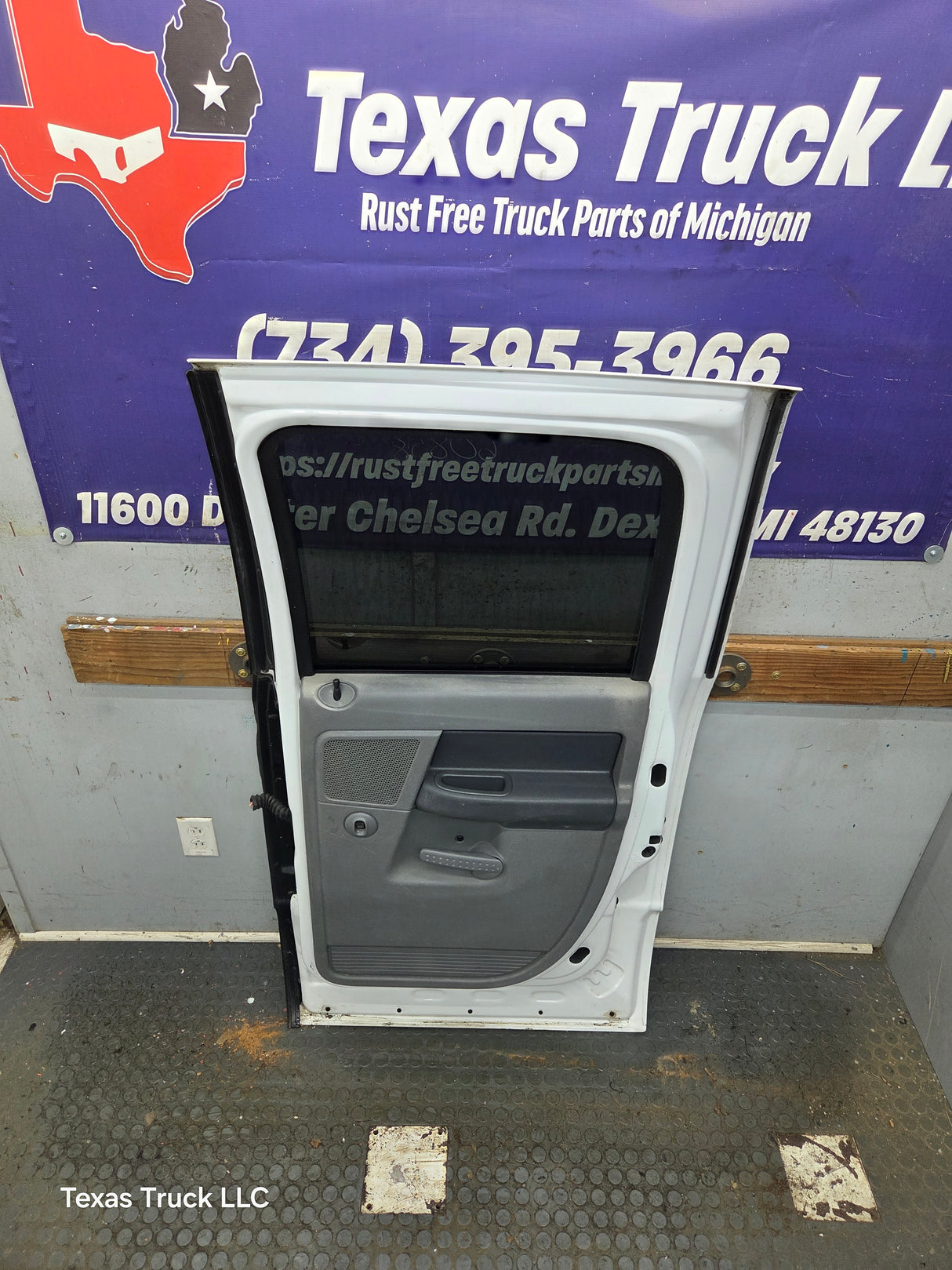 2003-2008 Dodge Ram 3rd Gen RH Passenger Side Rear Quad Cab Door 1500 2500 3500 4500 5500