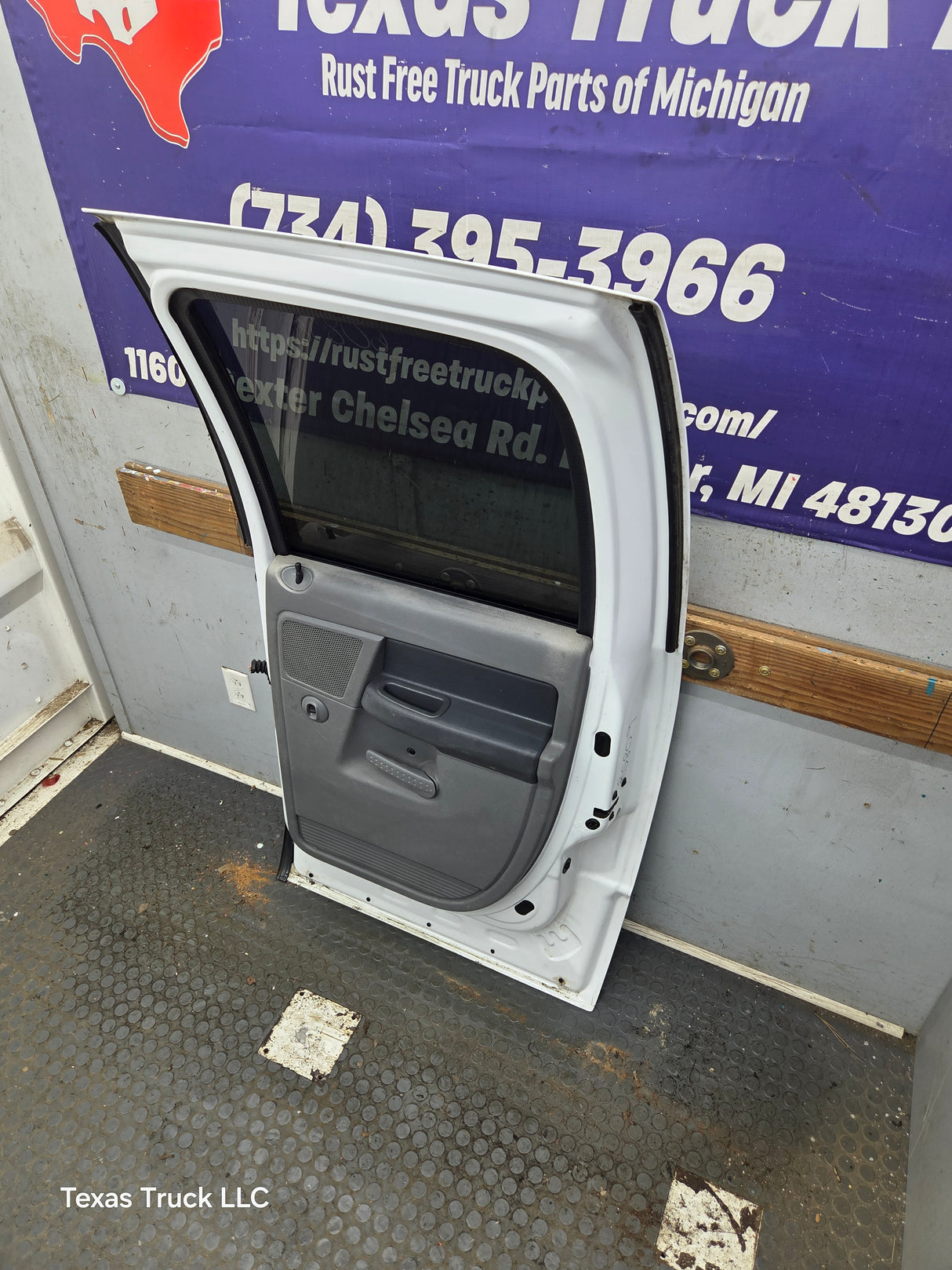 2003-2008 Dodge Ram 3rd Gen RH Passenger Side Rear Quad Cab Door 1500 2500 3500 4500 5500