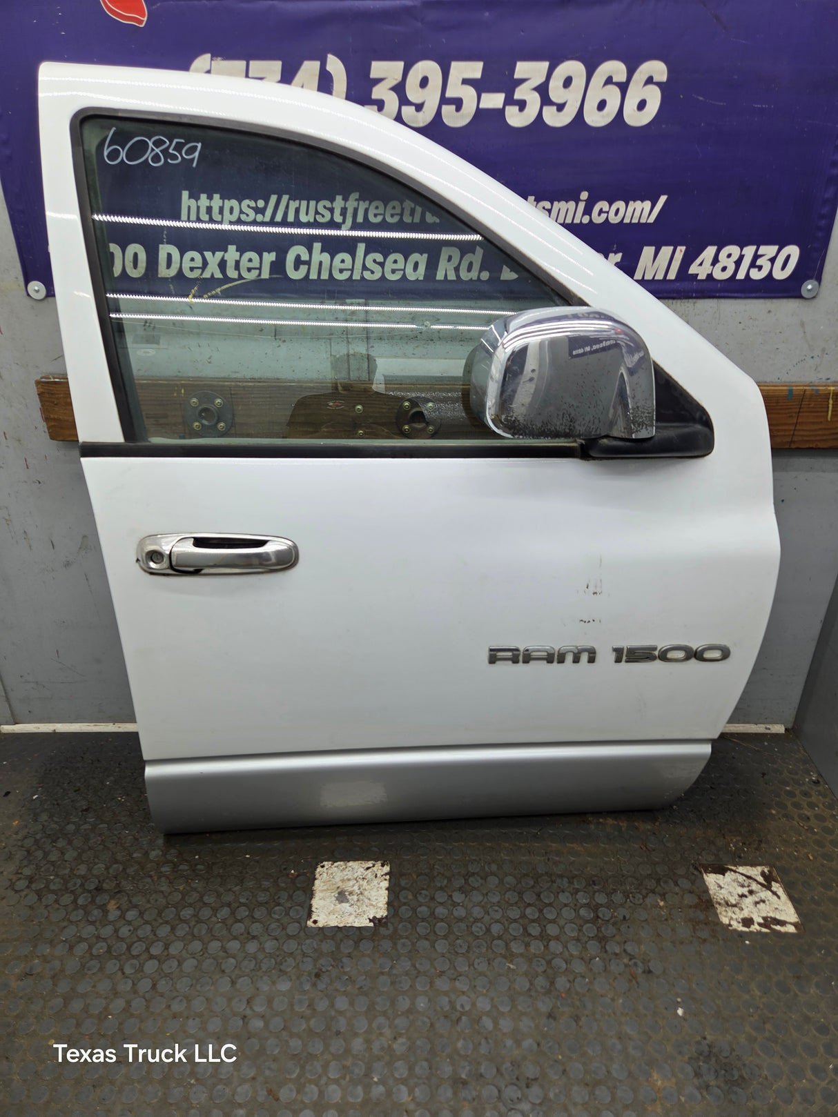 2003-2008 Dodge Ram 3rd Gen Passenger Side Front Quad Cab Crew Cab Door 1500 2500 3500 4500 5500