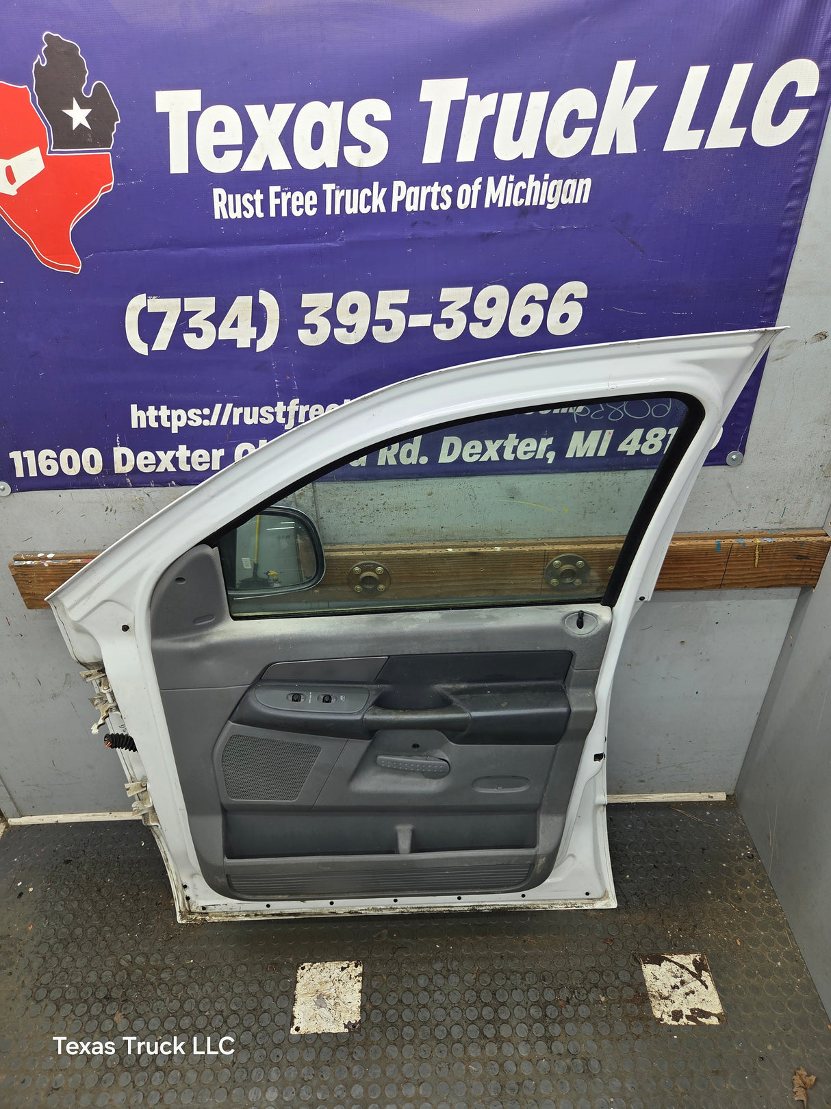 2003-2008 Dodge Ram 3rd Gen Passenger Side Front Quad Cab Crew Cab Door 1500 2500 3500 4500 5500