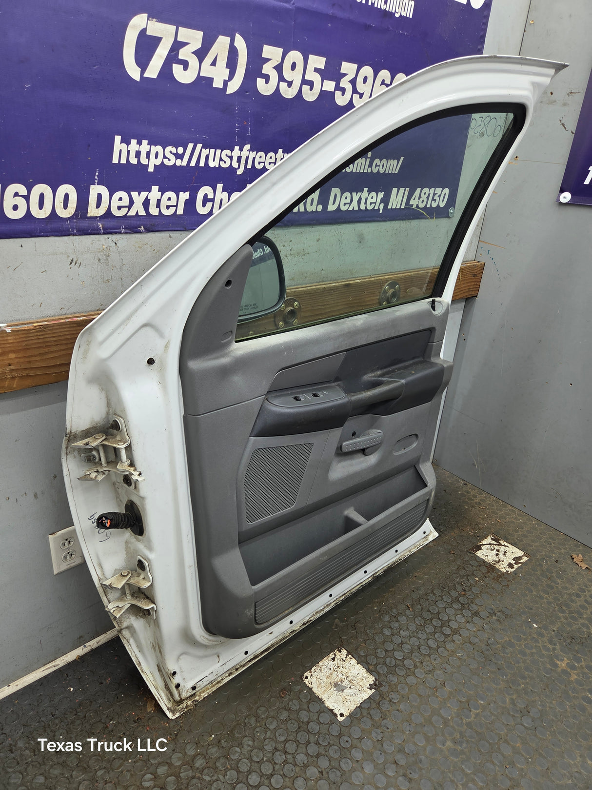 2003-2008 Dodge Ram 3rd Gen Passenger Side Front Quad Cab Crew Cab Door 1500 2500 3500 4500 5500