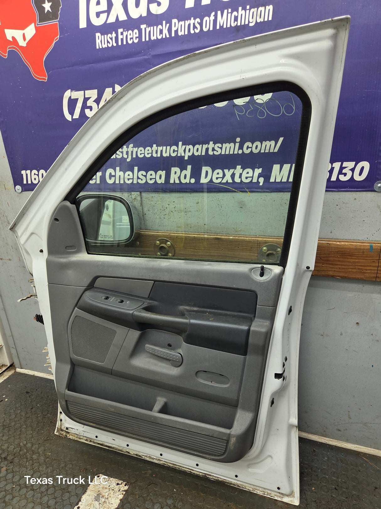2003-2008 Dodge Ram 3rd Gen Passenger Side Front Quad Cab Crew Cab Door 1500 2500 3500 4500 5500