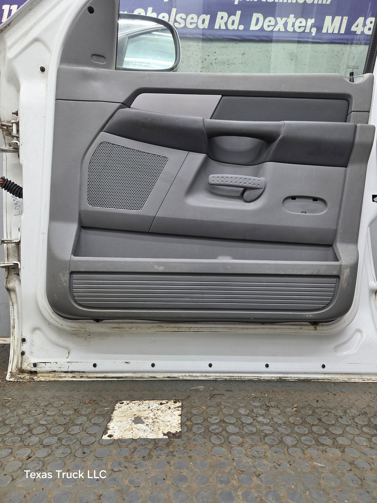 2003-2008 Dodge Ram 3rd Gen Passenger Side Front Quad Cab Crew Cab Door 1500 2500 3500 4500 5500