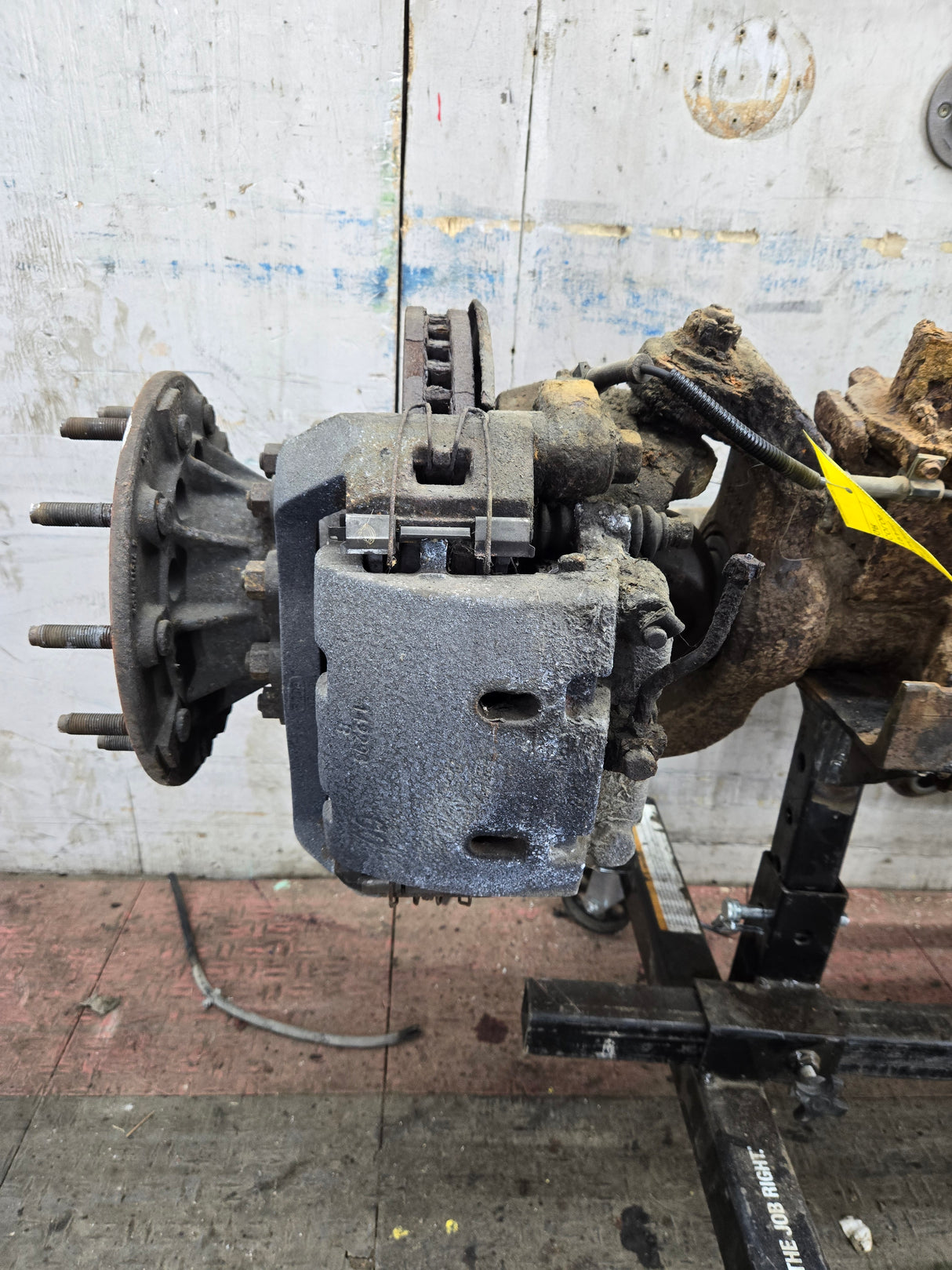 2005-2016 Ford F450 F550 Super Duty Front Axle 4.88 Gear Ratio DRW 10 Lug 122k miles