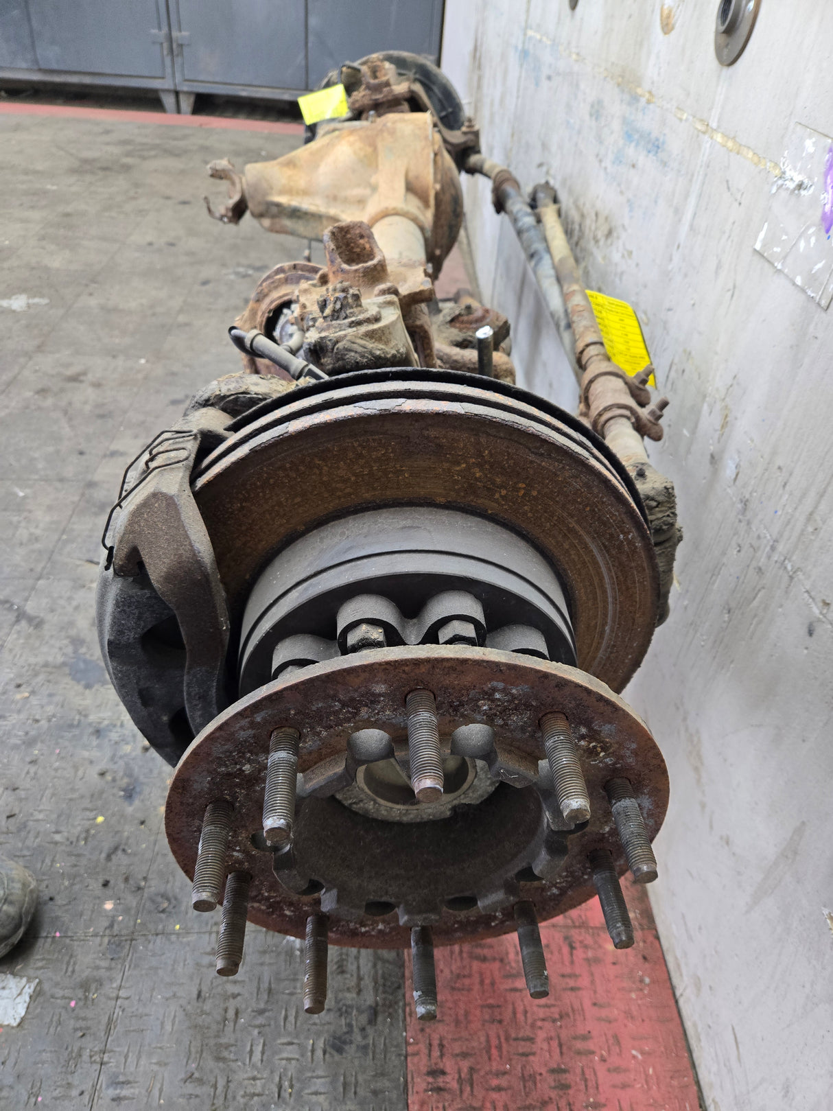 2005-2016 Ford F450 F550 Super Duty Front Axle 4.88 Gear Ratio DRW 10 Lug 122k miles