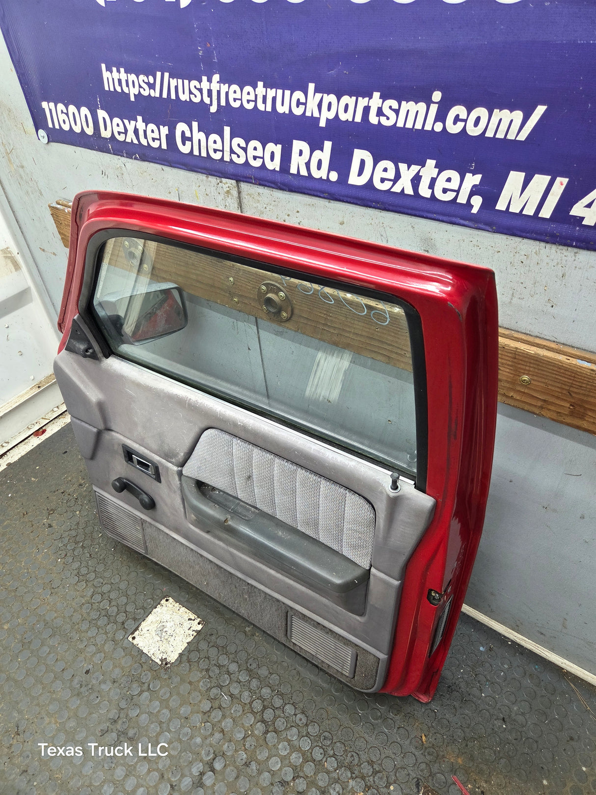 1992-1996 Dodge Dakota RH Passenger Side Front Door