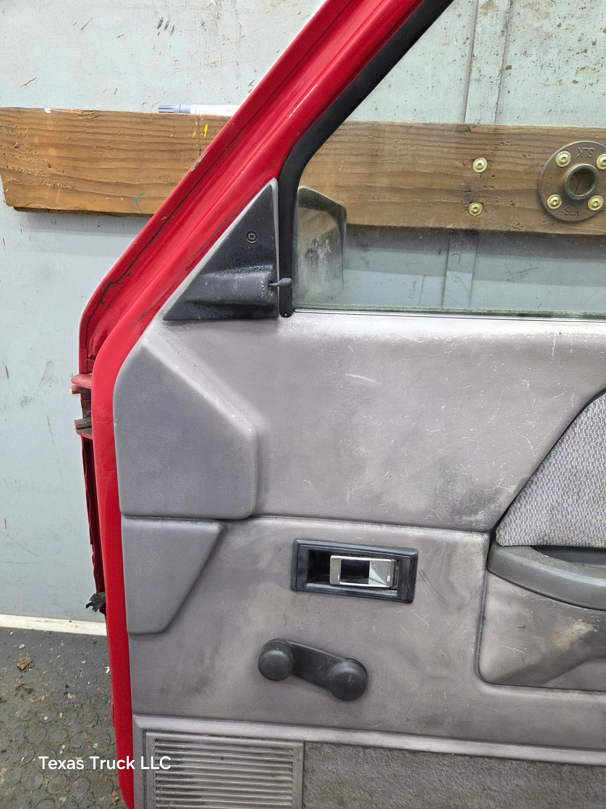 1992-1996 Dodge Dakota RH Passenger Side Front Door