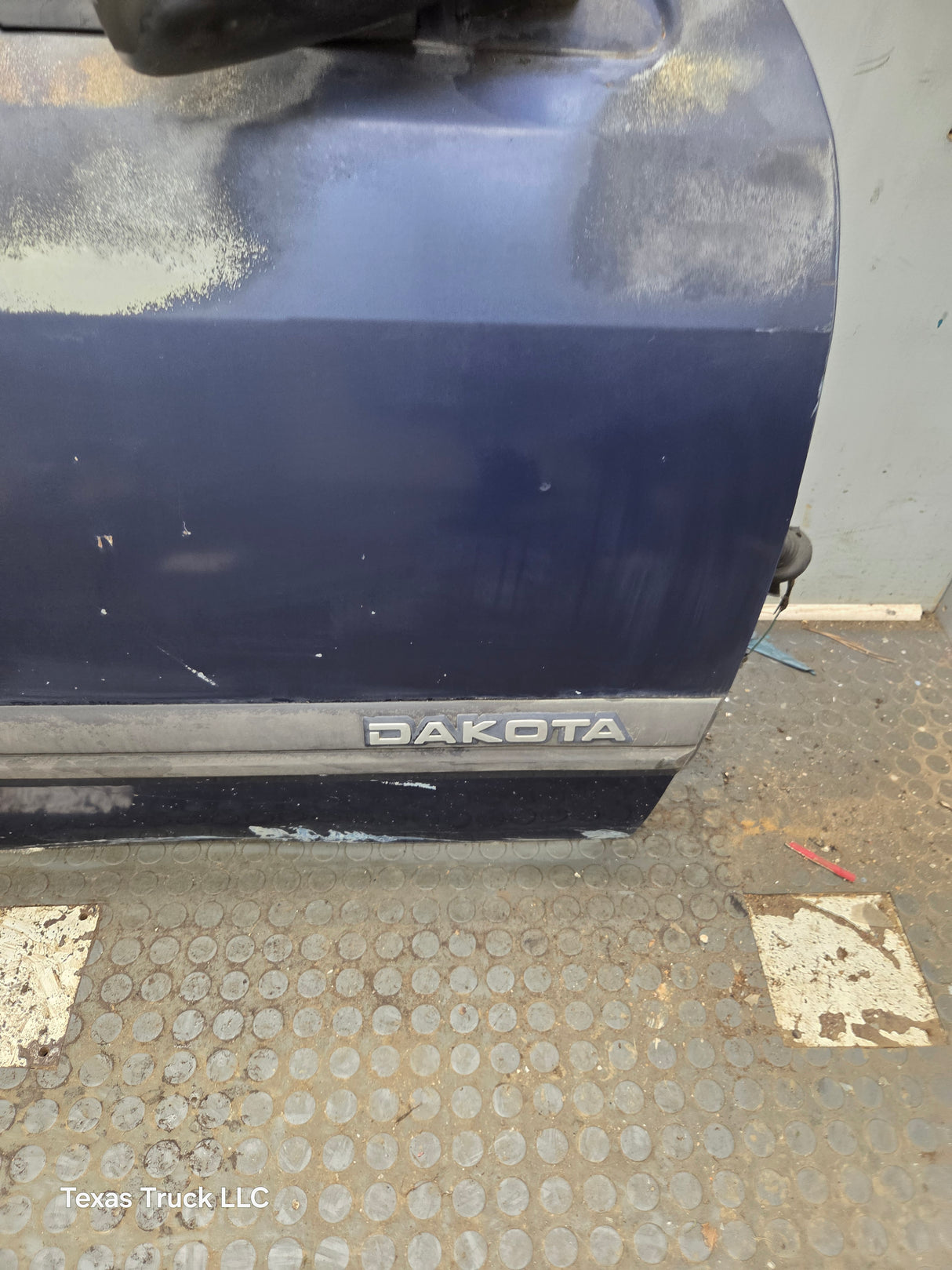 1992-1996 Dodge Dakota RH Passenger Side Front Door