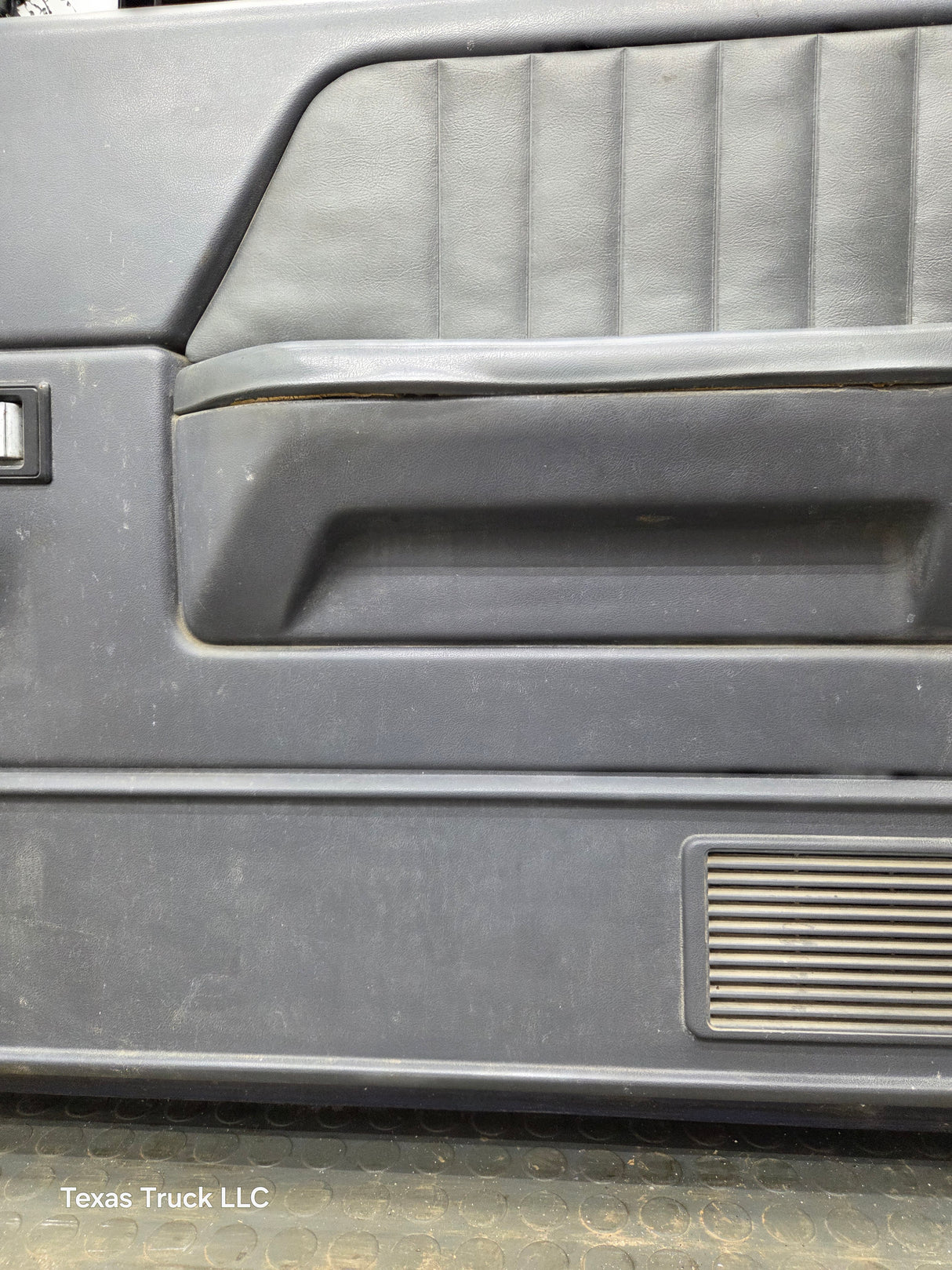 1992-1996 Dodge Dakota RH Passenger Side Front Door