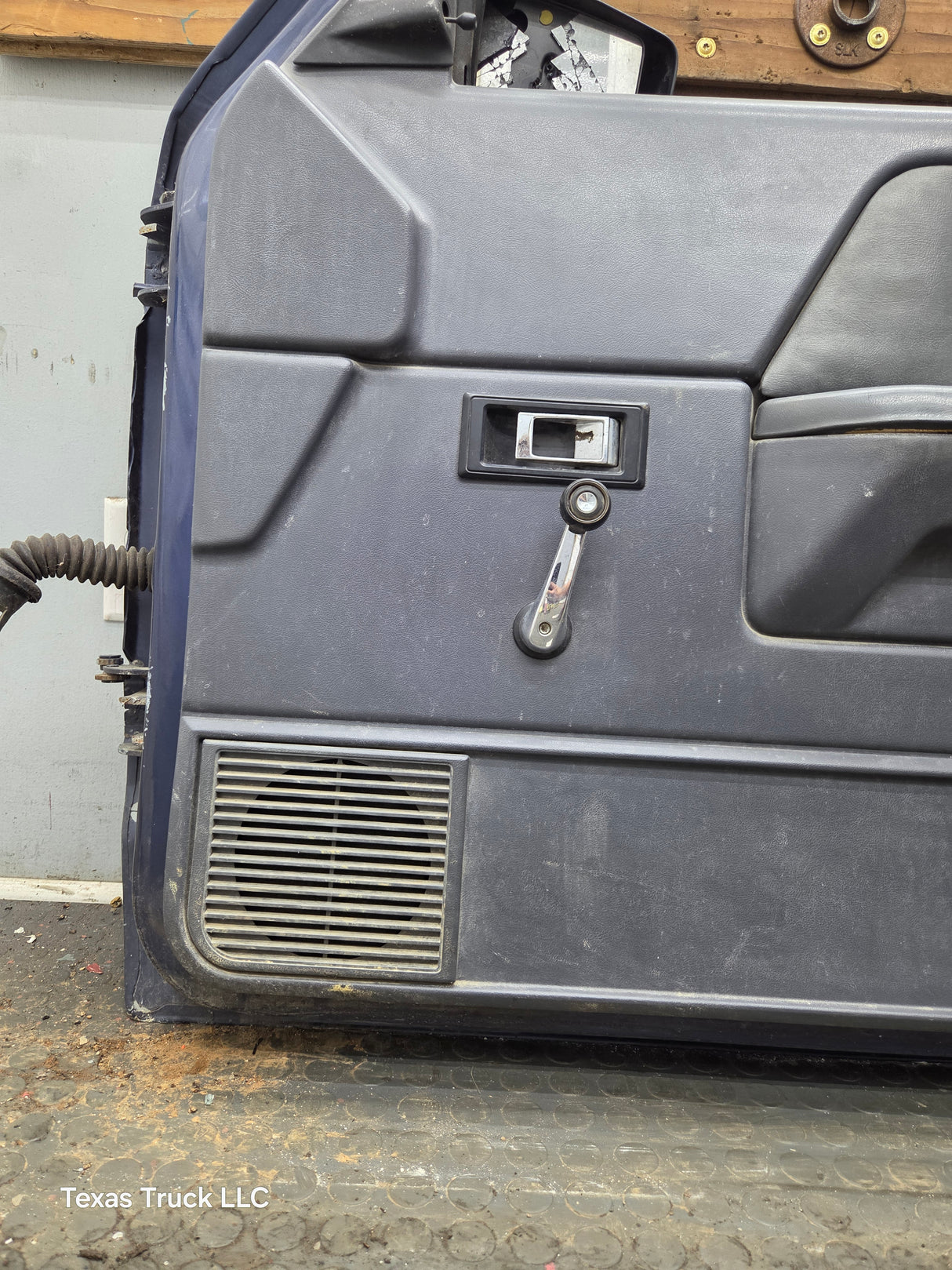 1992-1996 Dodge Dakota RH Passenger Side Front Door